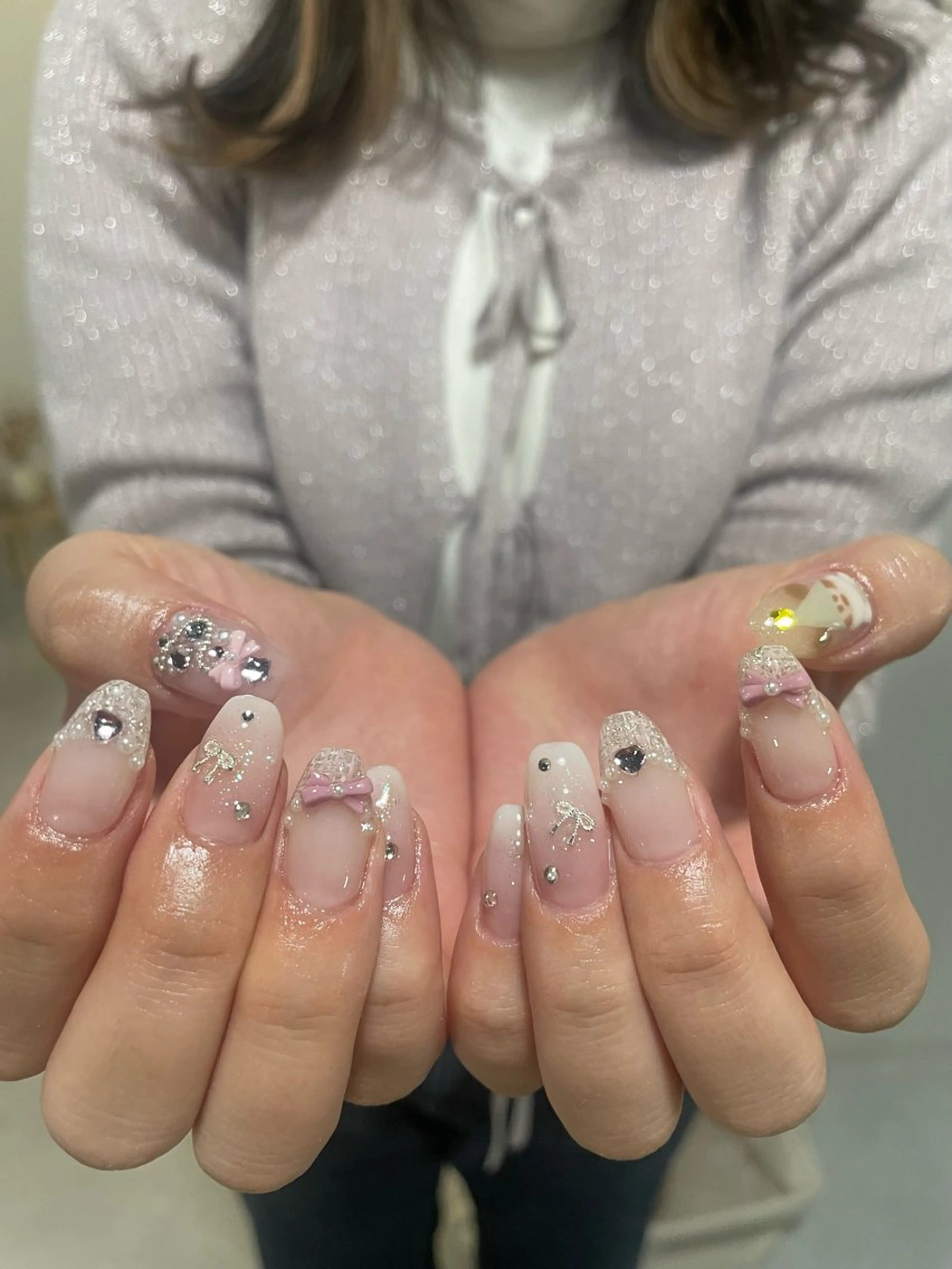 ミディアム ハンドネイル LBnail.sae /おえかきネイルのネイルデザイン