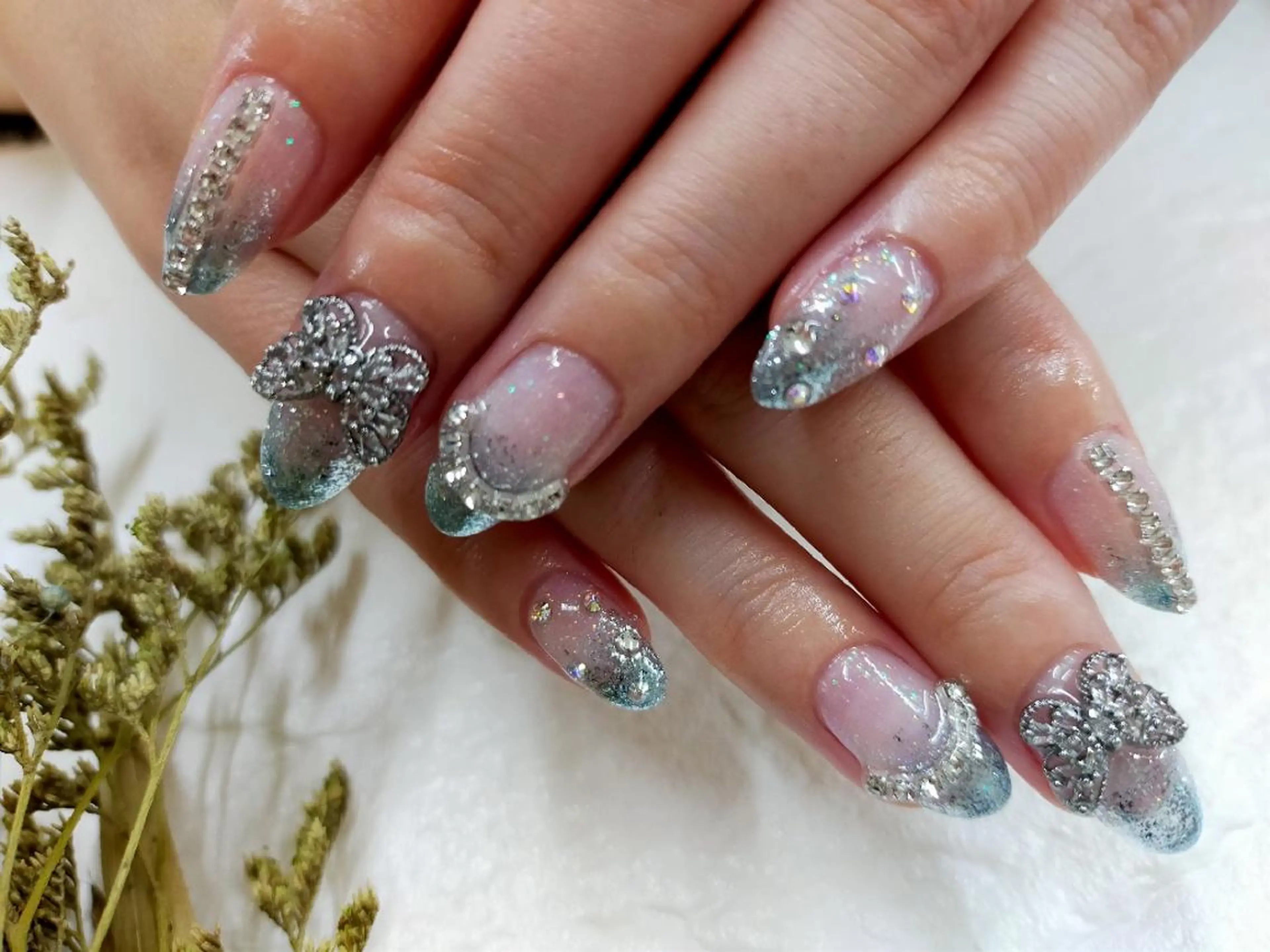 ネイル ハンドネイル ハンドケア ＤI'A ネイルサロンのネイルデザイン