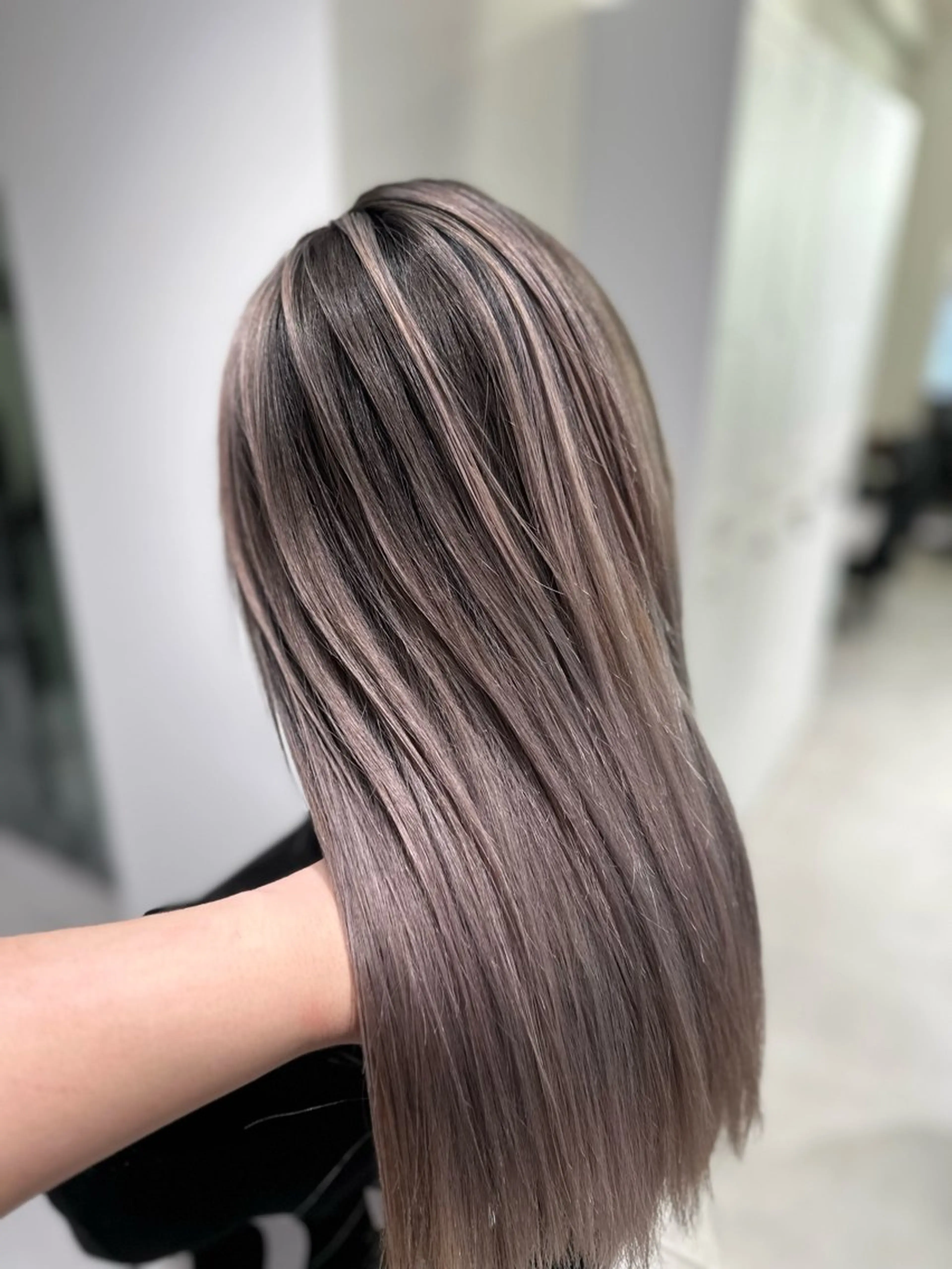 ロング カラー ヘアカラー ate.心斎橋 RYUKAのヘアスタイル