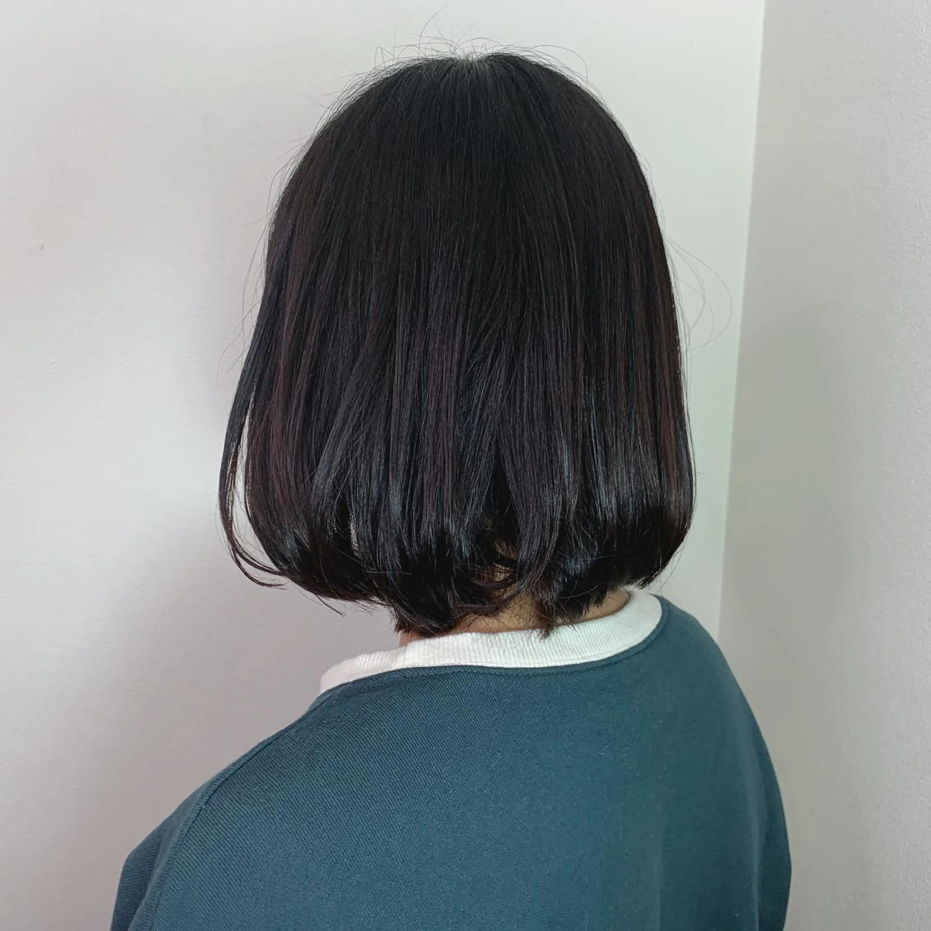 ミディアム ボブウルフ／ボブ Satsuki【名駅のヘアスタイル