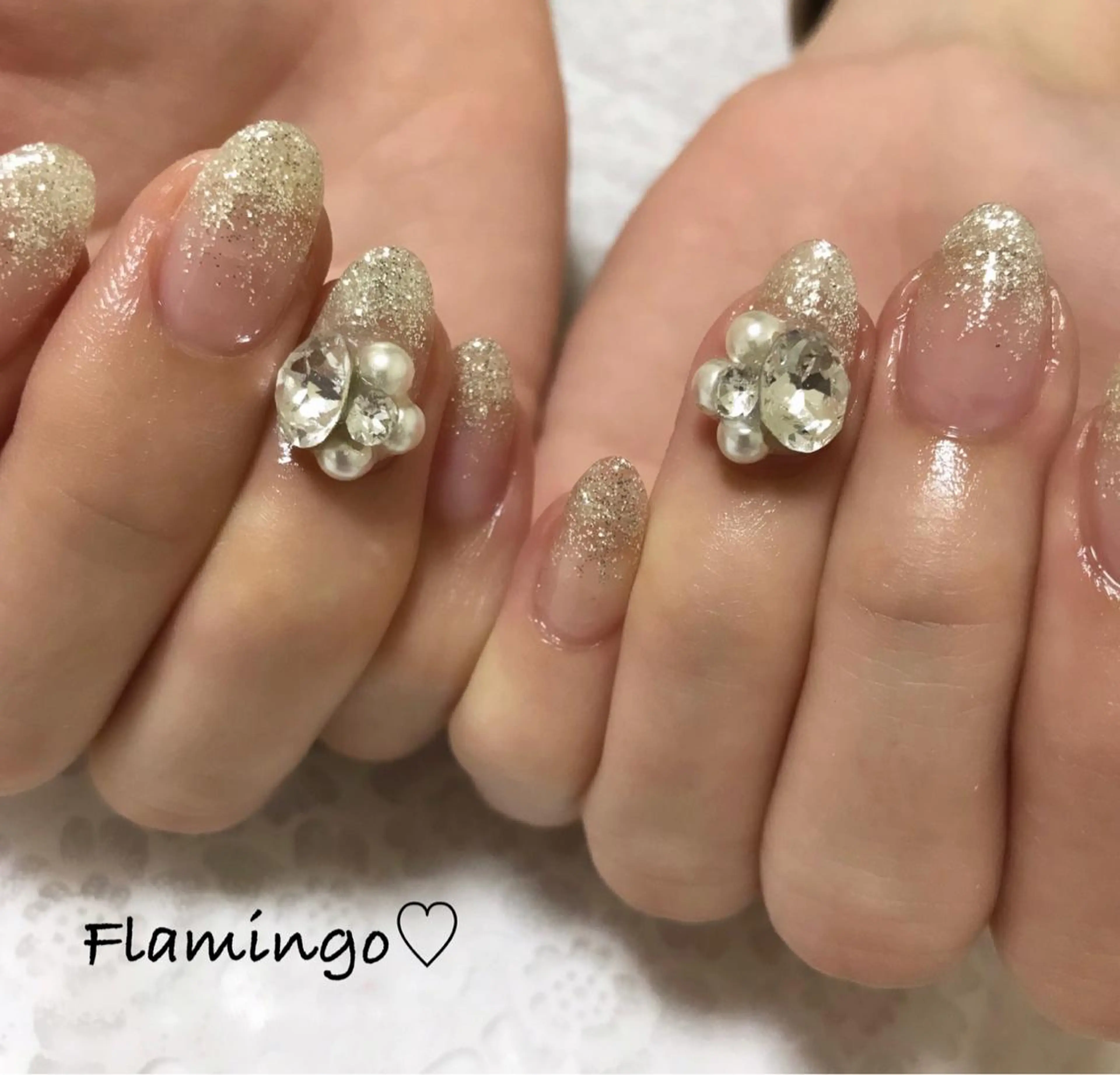 ネイル アートネイル グラデーション キラキラネイル ラメ(グリッター) ラメグラデーション 40代からの爪を守る ×ケア重視サロン♡のネイルデザイン