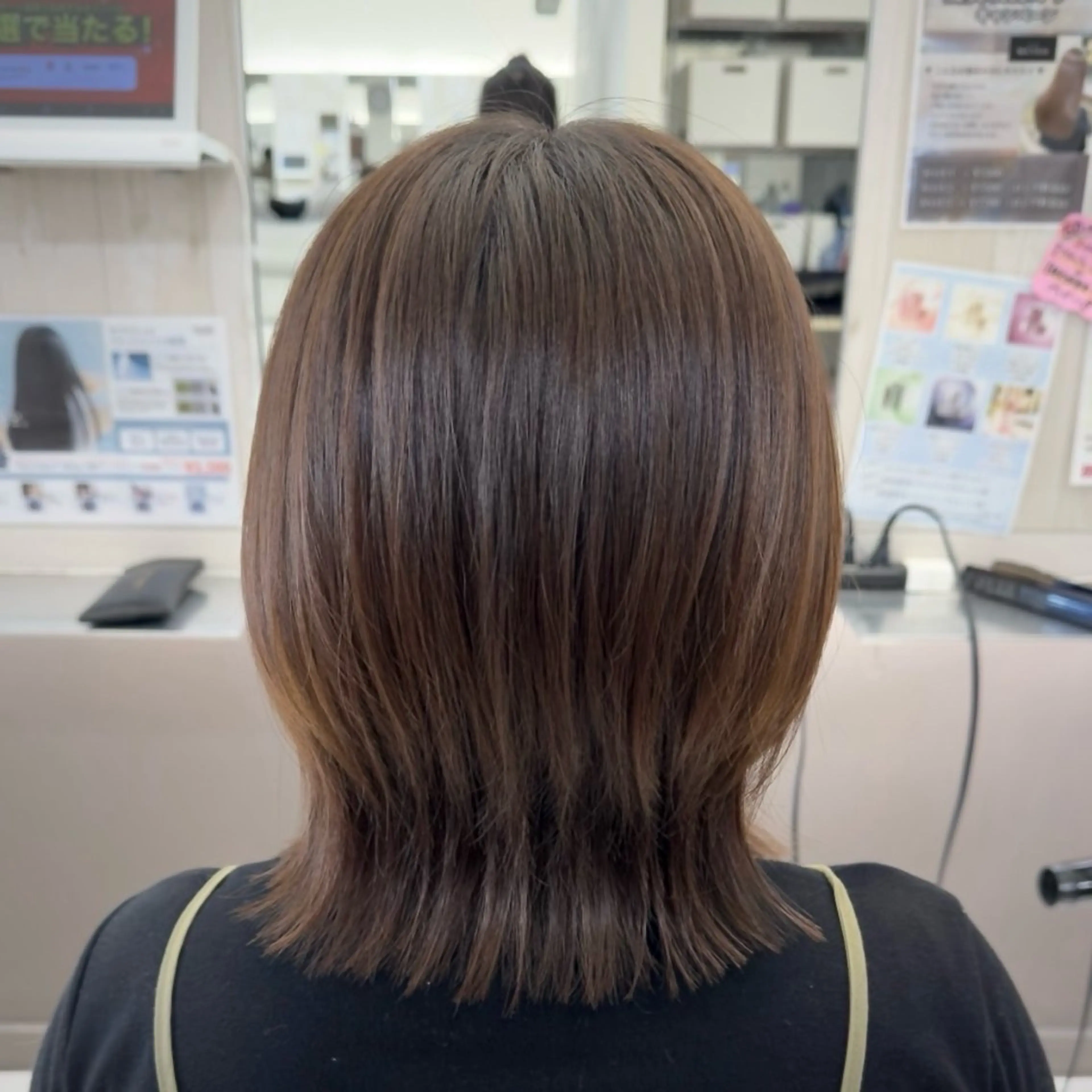 ミディアム ボブレイヤー ボブ レイヤーカット カットモデル募集🎀 花木 香菜🪐のヘアスタイル