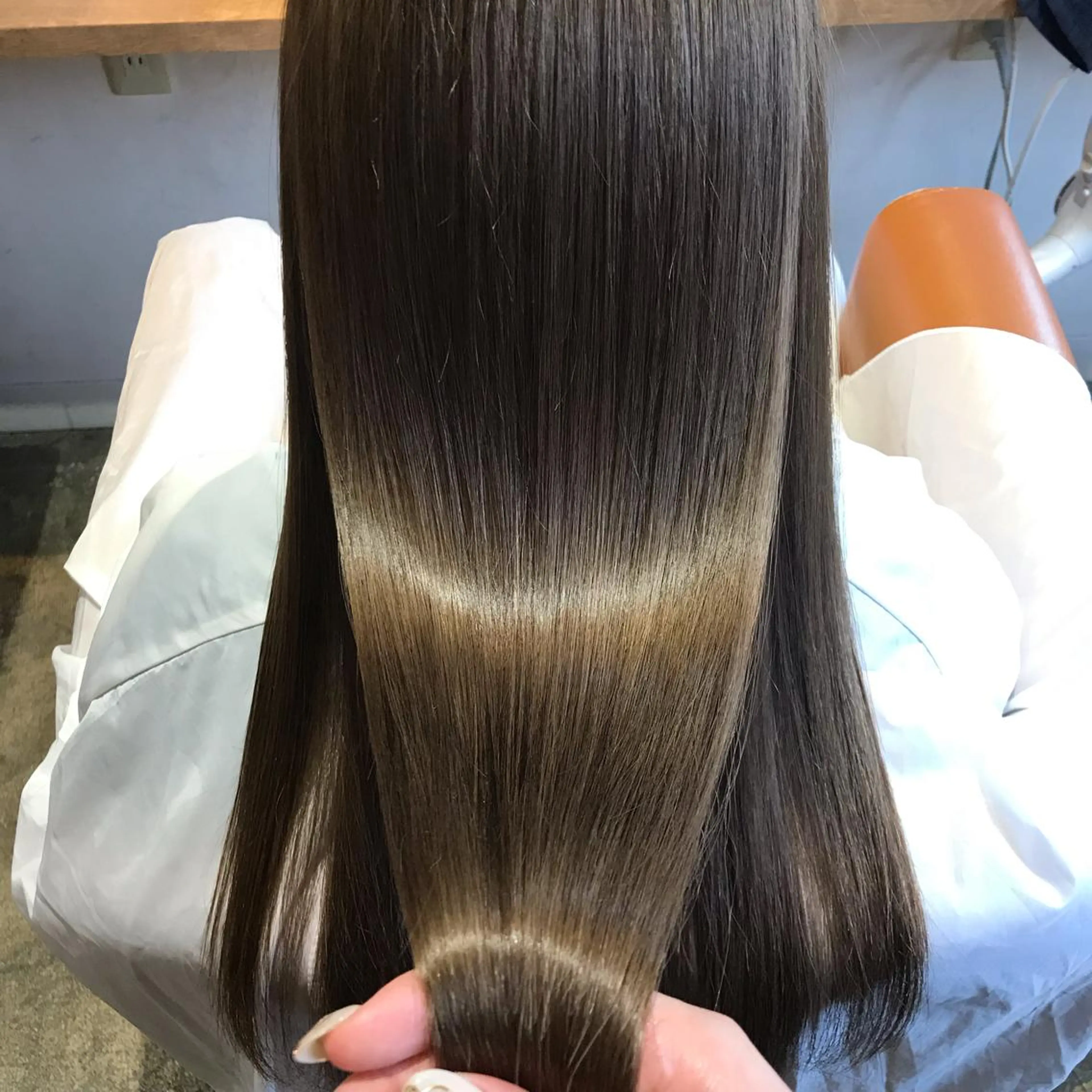 ロング カラー 髪質改善×矯正🫧 韓国ヘアasamiのヘアスタイル