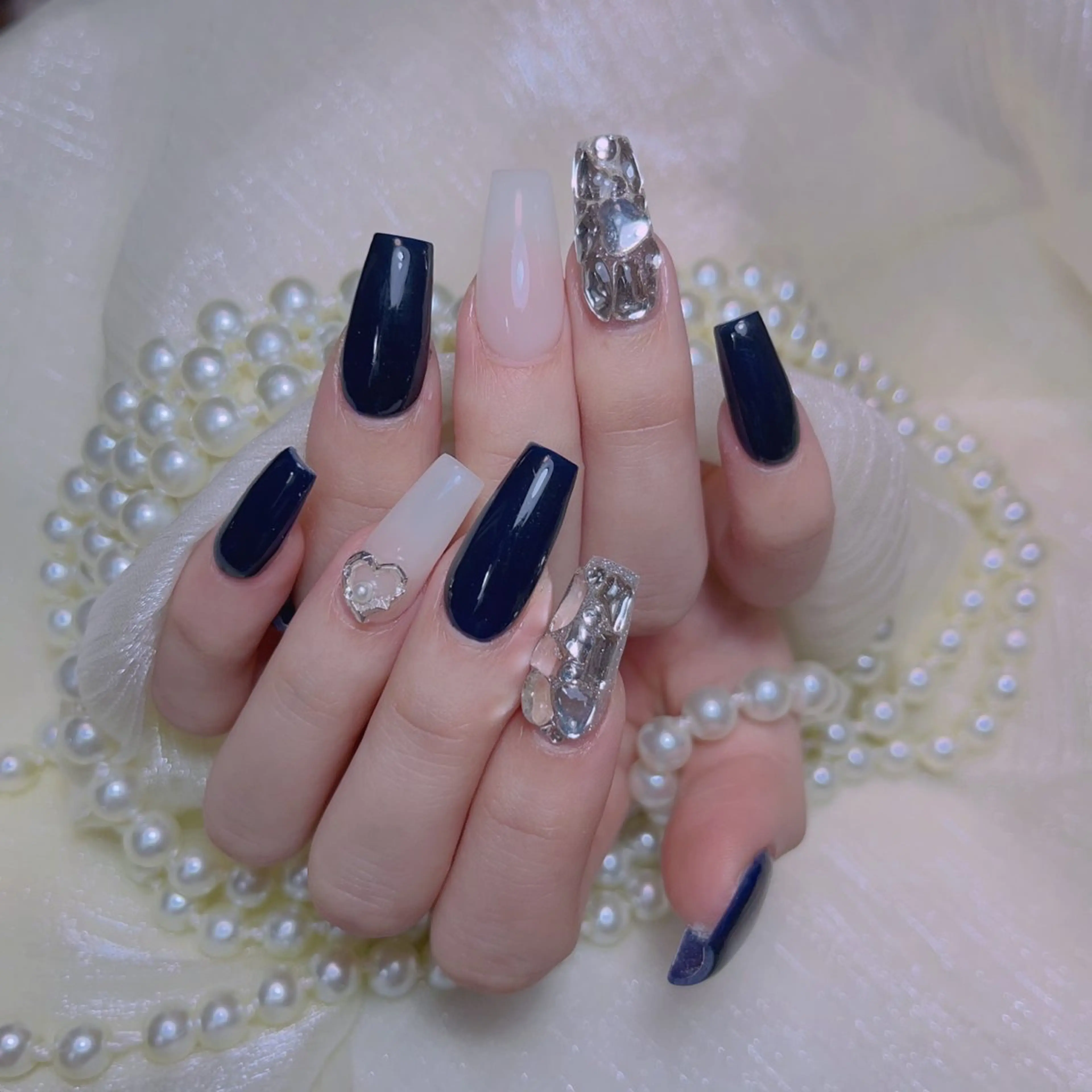 ネイル ハンドネイル ハンドケア BuBu Nail渋谷道玄坂のネイルデザイン