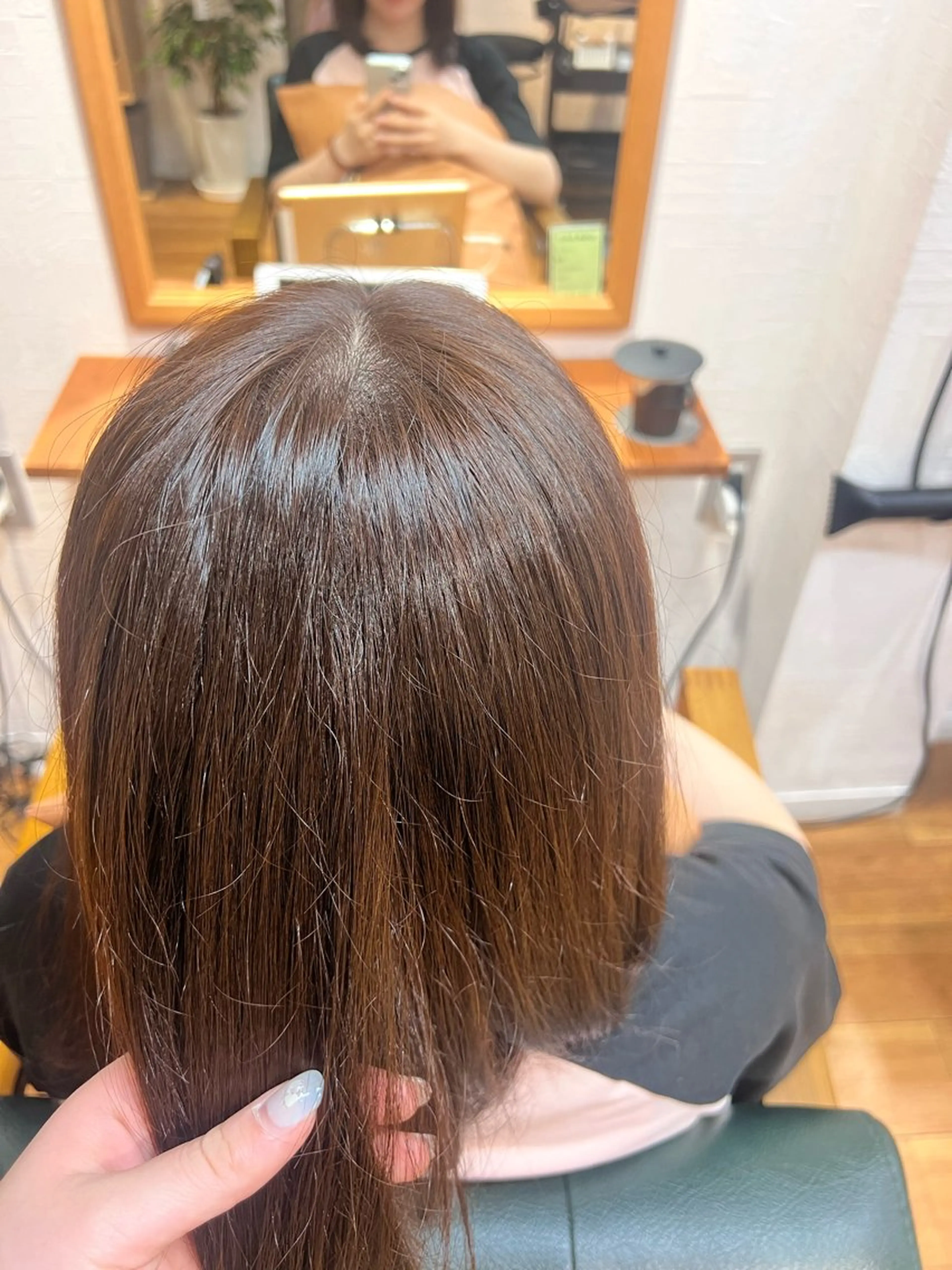 カラー ヘアカラー 多賀 千晴のヘアスタイル