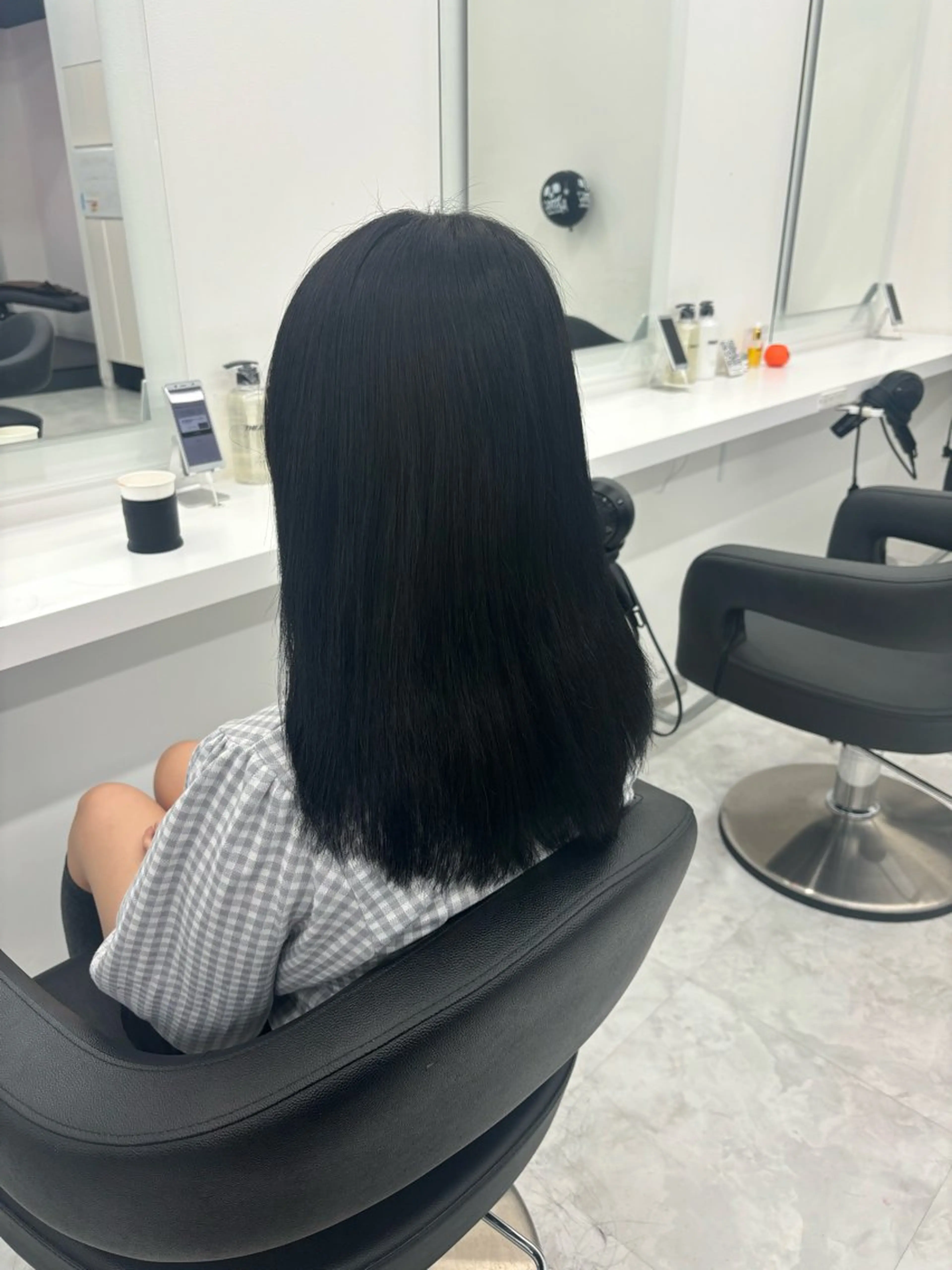 セミロング カラー ヘアカラー トリートメント 🤍レイヤー/顔周り 暖色hirari🤍のヘアスタイル