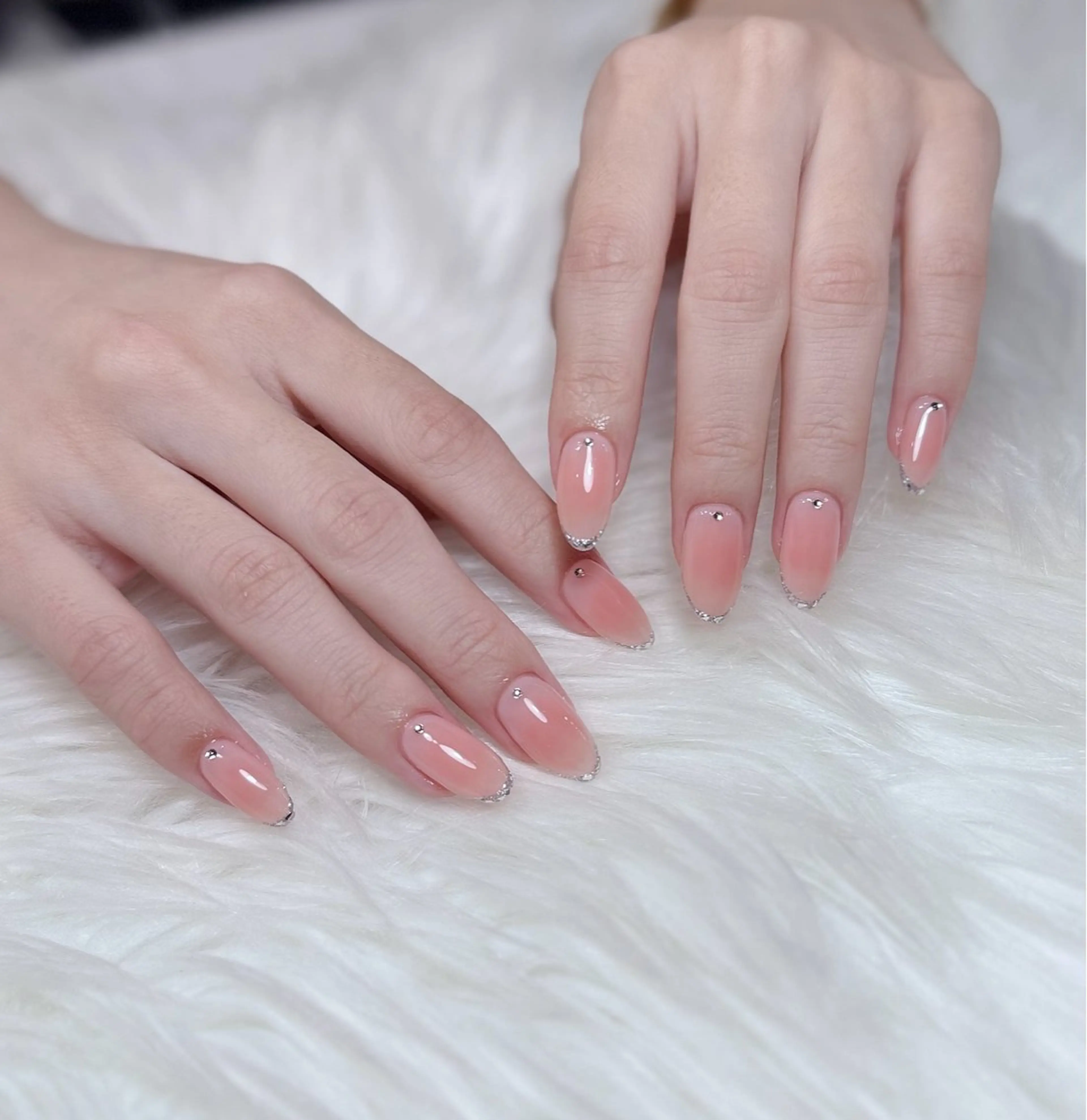 ネイル アートネイル オーロラネイル ジェルネイル 韓国ネイル ロングネイル ハンドネイル Nichi Nailsのネイルデザイン