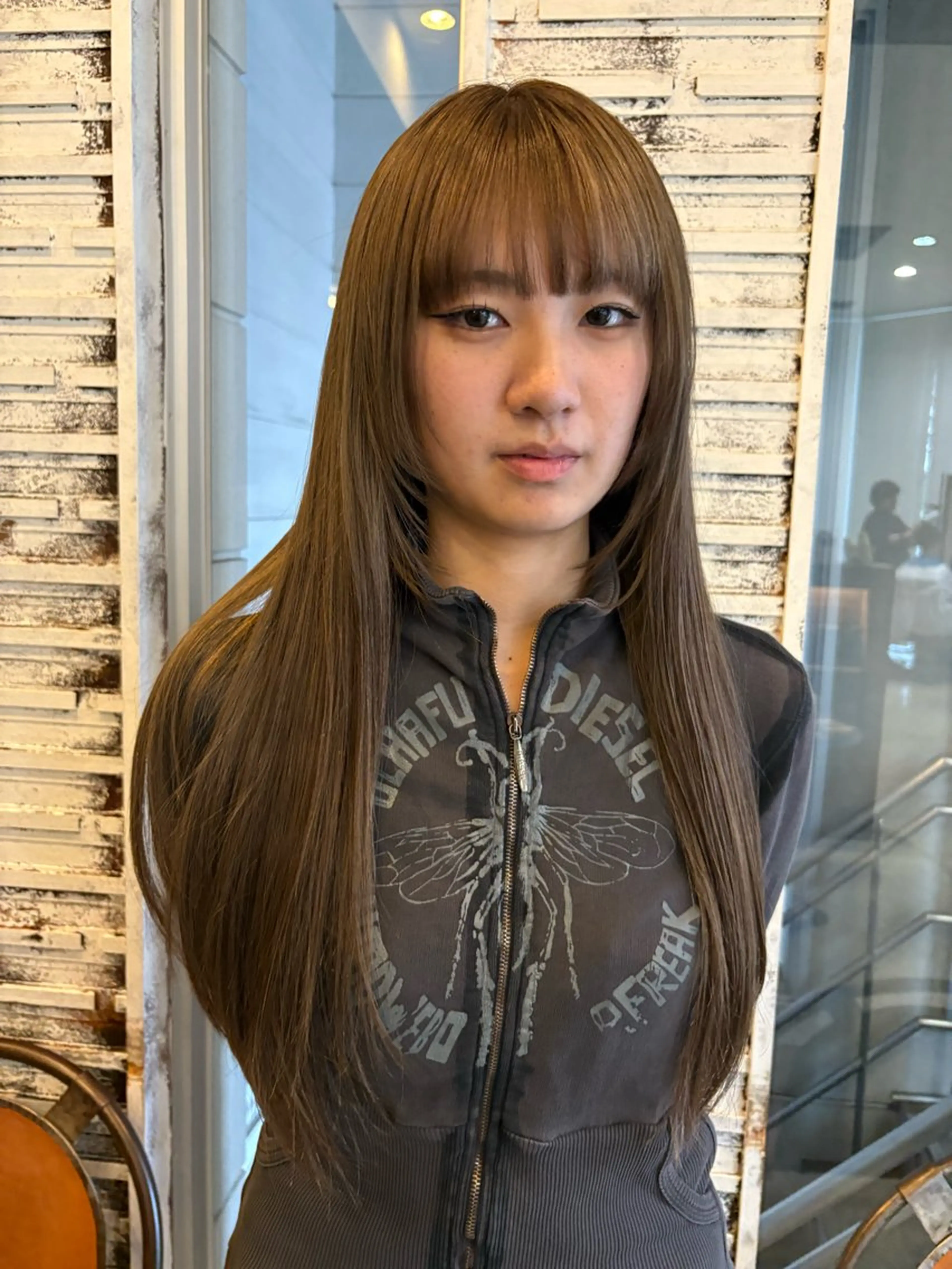 ロング カラー ロングレイヤー ミストバング ベージュカラー ブリーチ ブロンド ヘアカラー ✨艶ブリーチカラー✨ 酸性ストレート光太郎のヘアスタイル