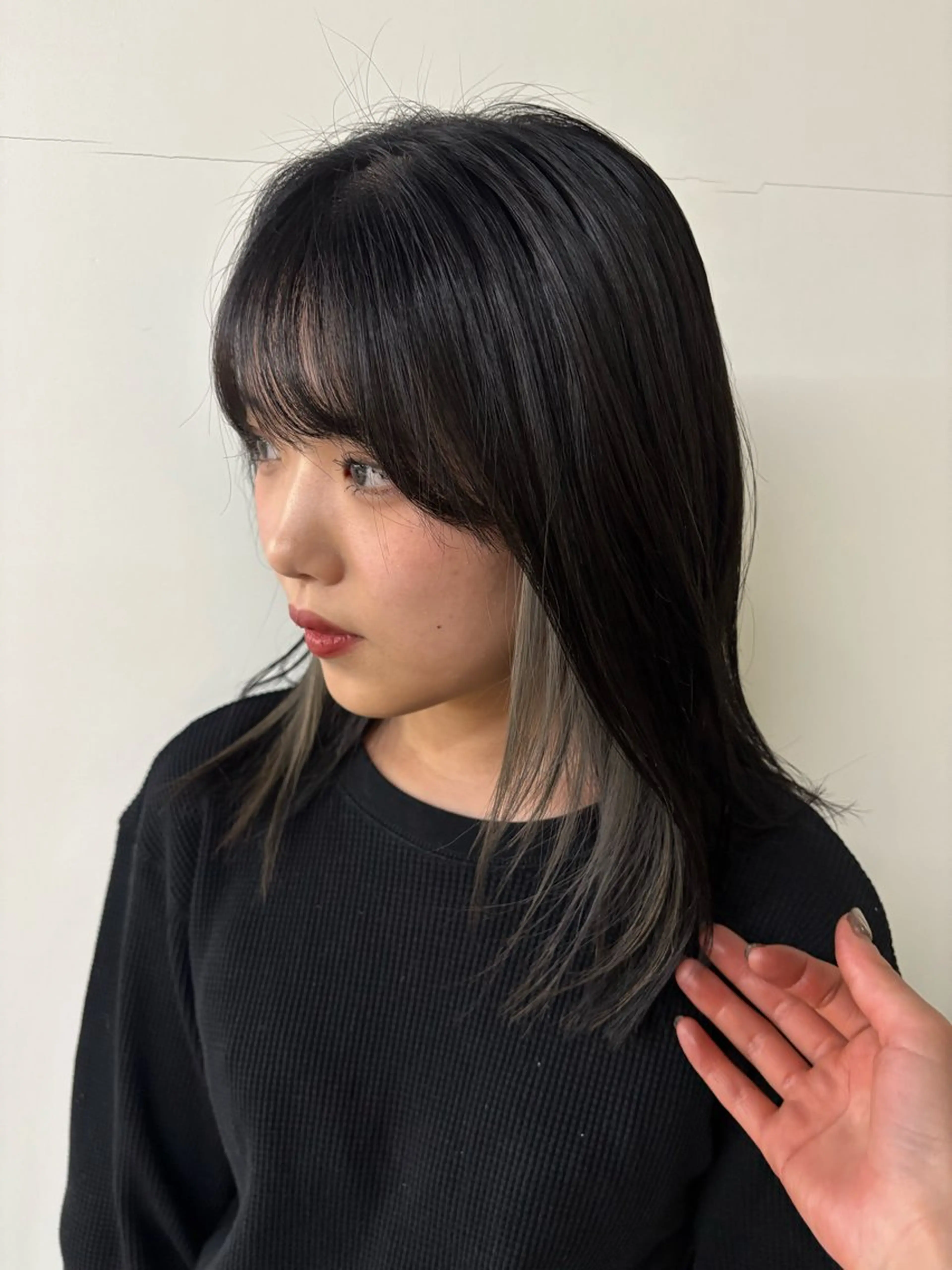 ミディアム カラー lico札幌駅前所属・小原 悠梨乃のヘアスタイル