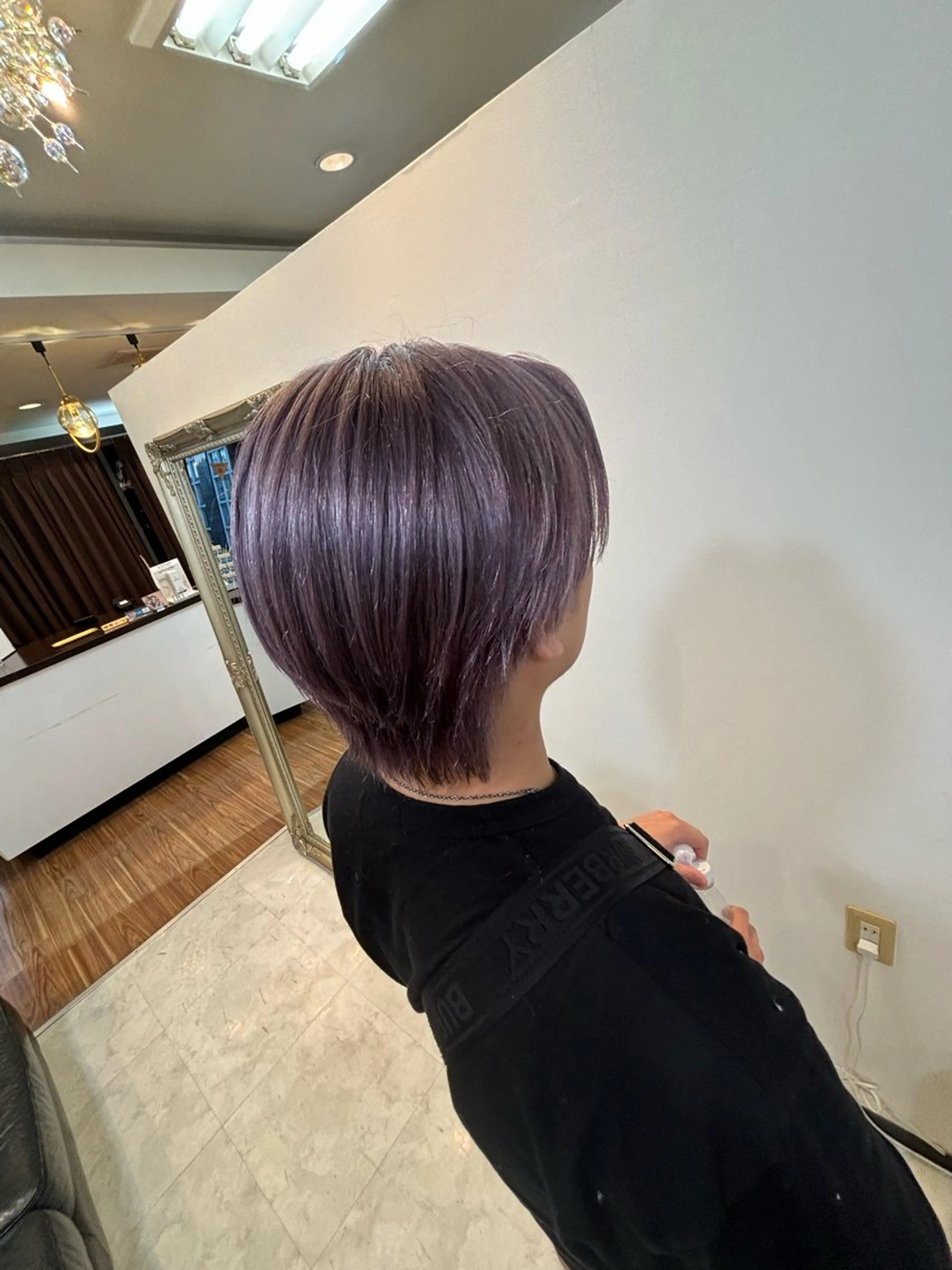 カラー メンズ ラベンダーカラー ラベンダーグレー ヘアカラー トリートメント ヘアセット アンククロス/ エクステ／ハイトーンのヘアスタイル