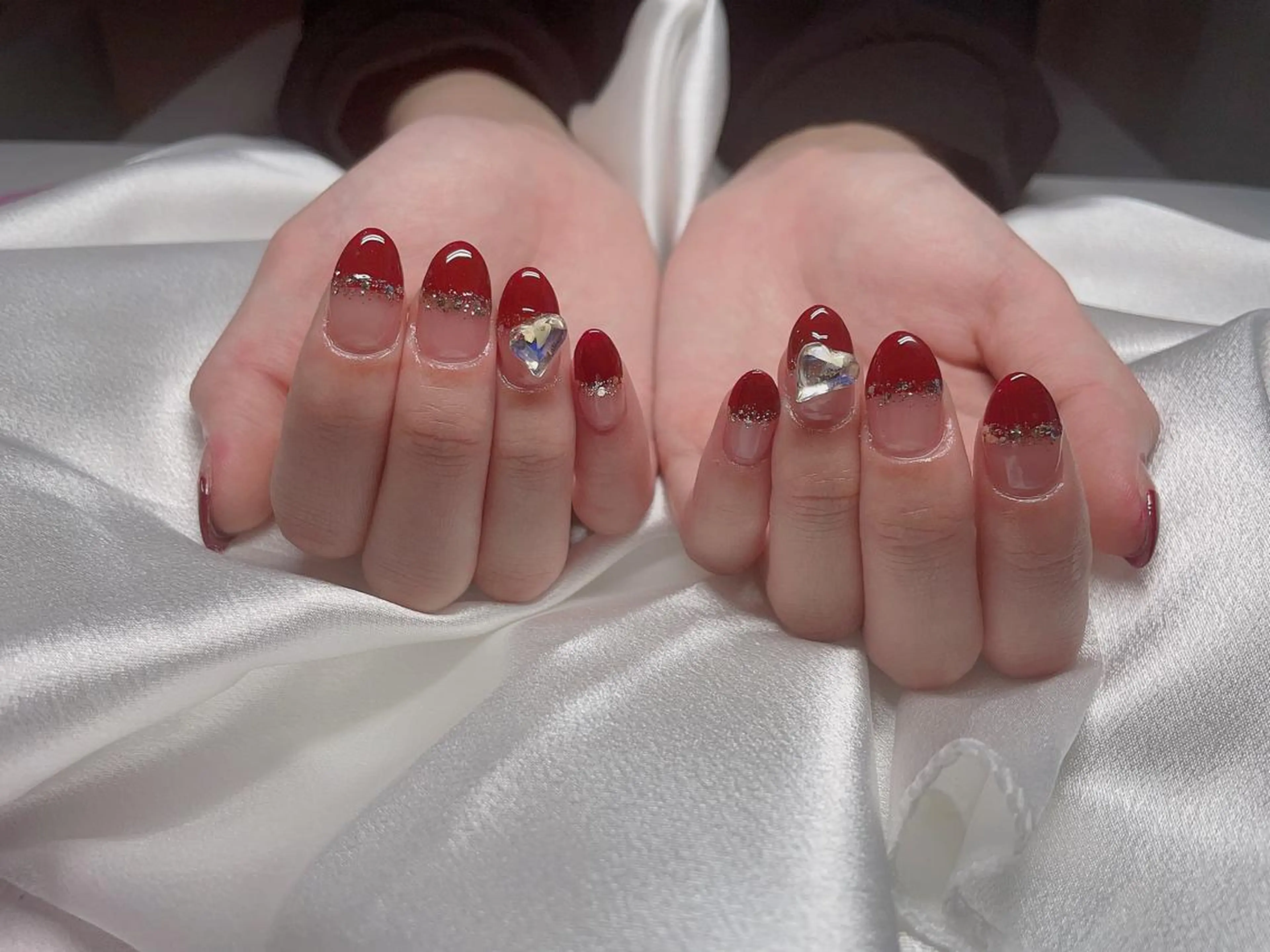 ネイル アイブロウ 眉カラー 眉毛ワックス脱毛 クリアネイル 長さ出し フットネイル ハンドネイル フットネイル Moana Nail 長さだし専門店のネイルデザイン