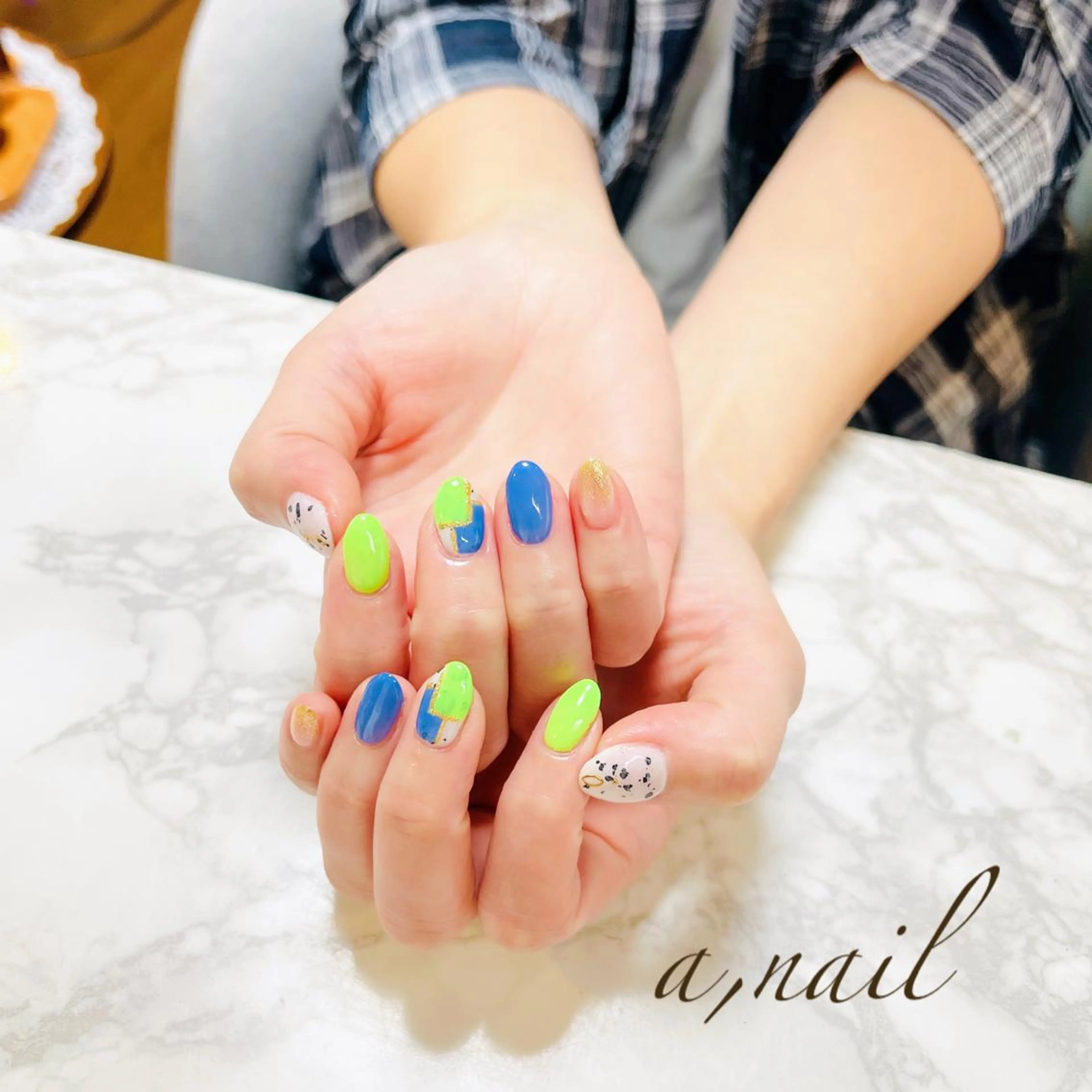 ネイル フットネイル ジェルネイル グラデーション ワンカラーネイル シンプルネイル ネイルサロン エーネイルのネイルデザイン