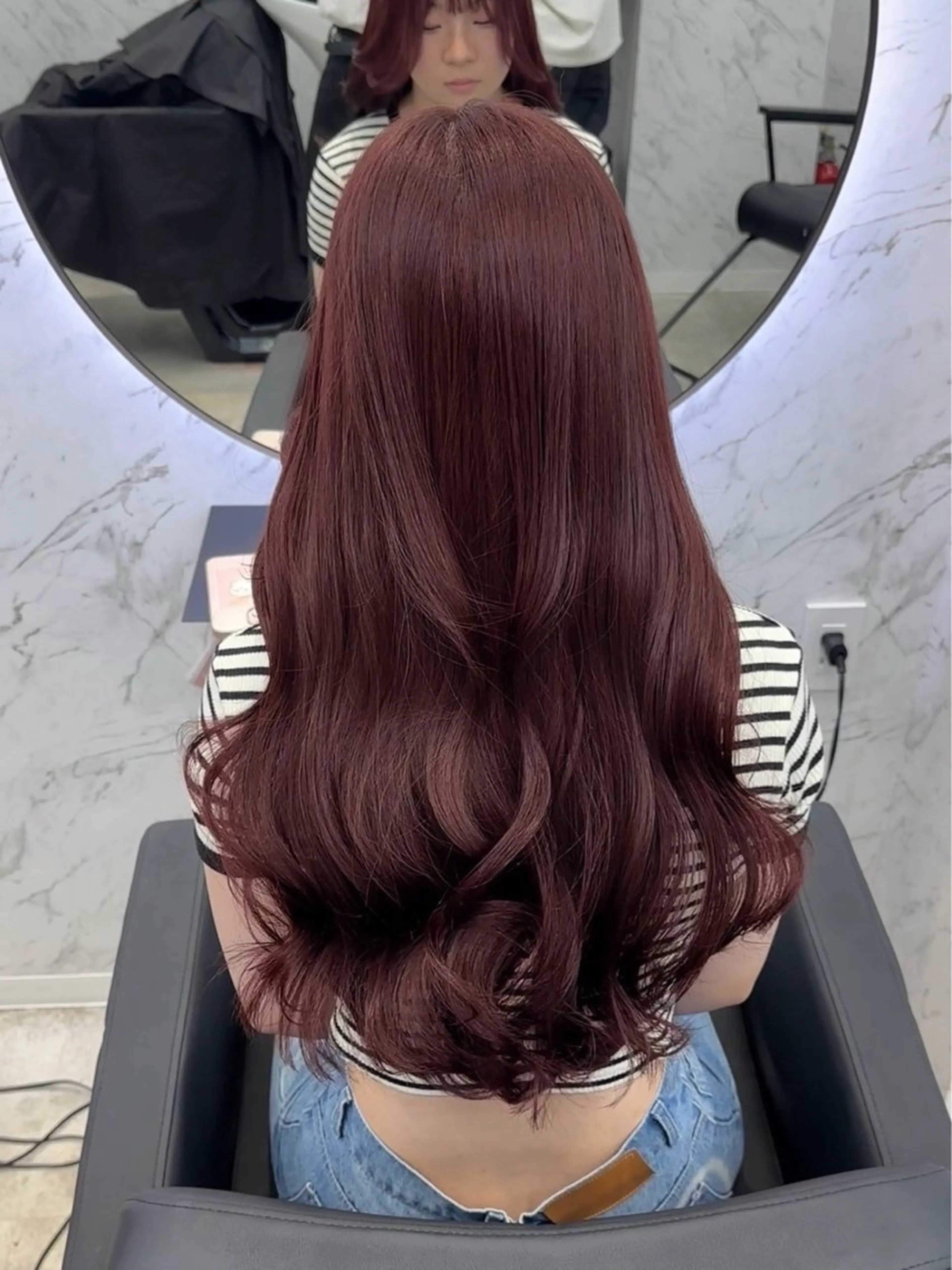 ロング カラー ボルドーカラー hair salon dot. mooda 韓国風サロン 町田店所属・韓国風ヘア🎀🩶 /♡𝓝𝓸𝓪♡のヘアスタイル