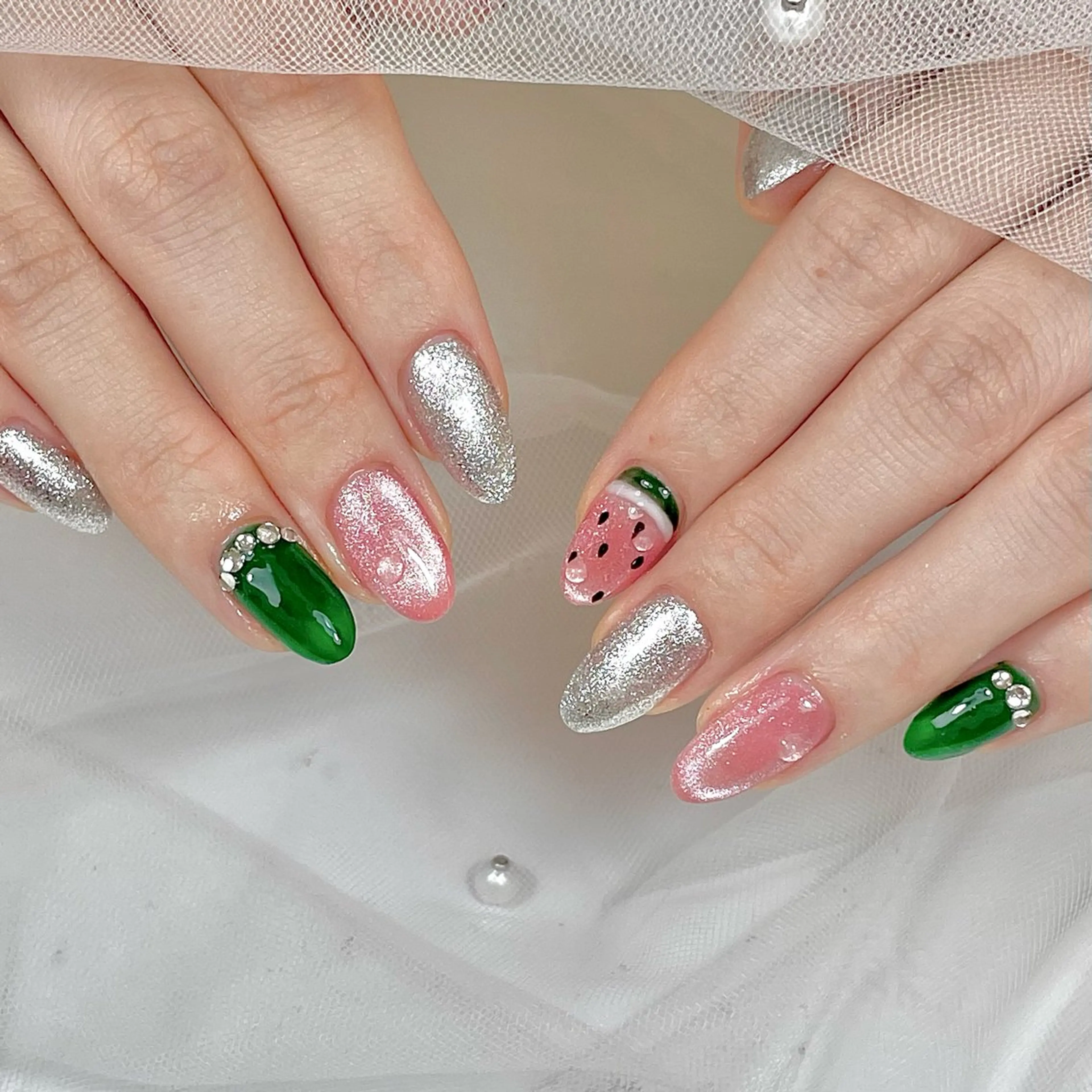 ネイル ハンドネイル 本木 海帆のネイルデザイン