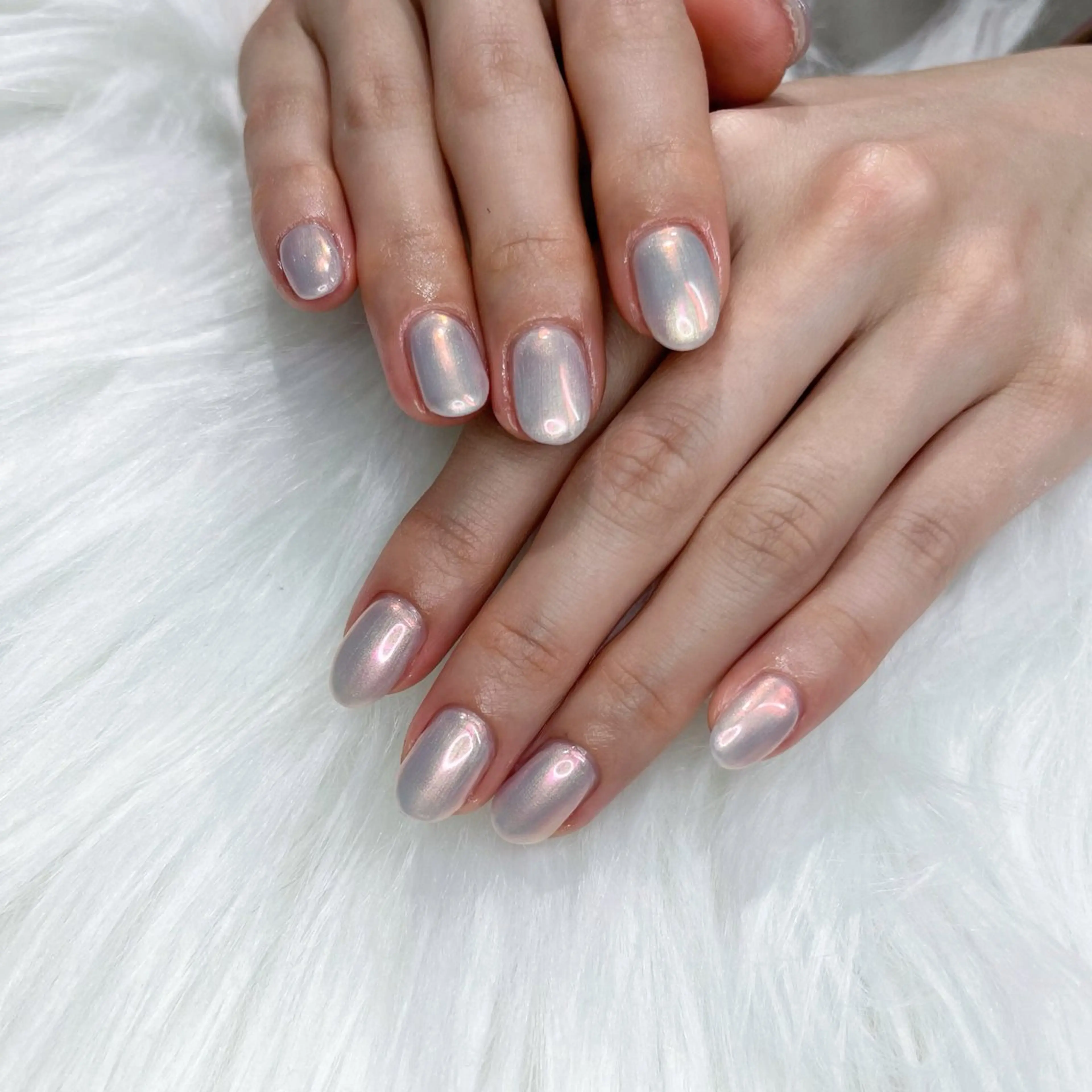 ネイル オーロラネイル ラメ(グリッター) ワンカラーネイル ビューティーサロンFeliz 浜松町店所属・Feliz Saitoのマツエク・マツパデザイン