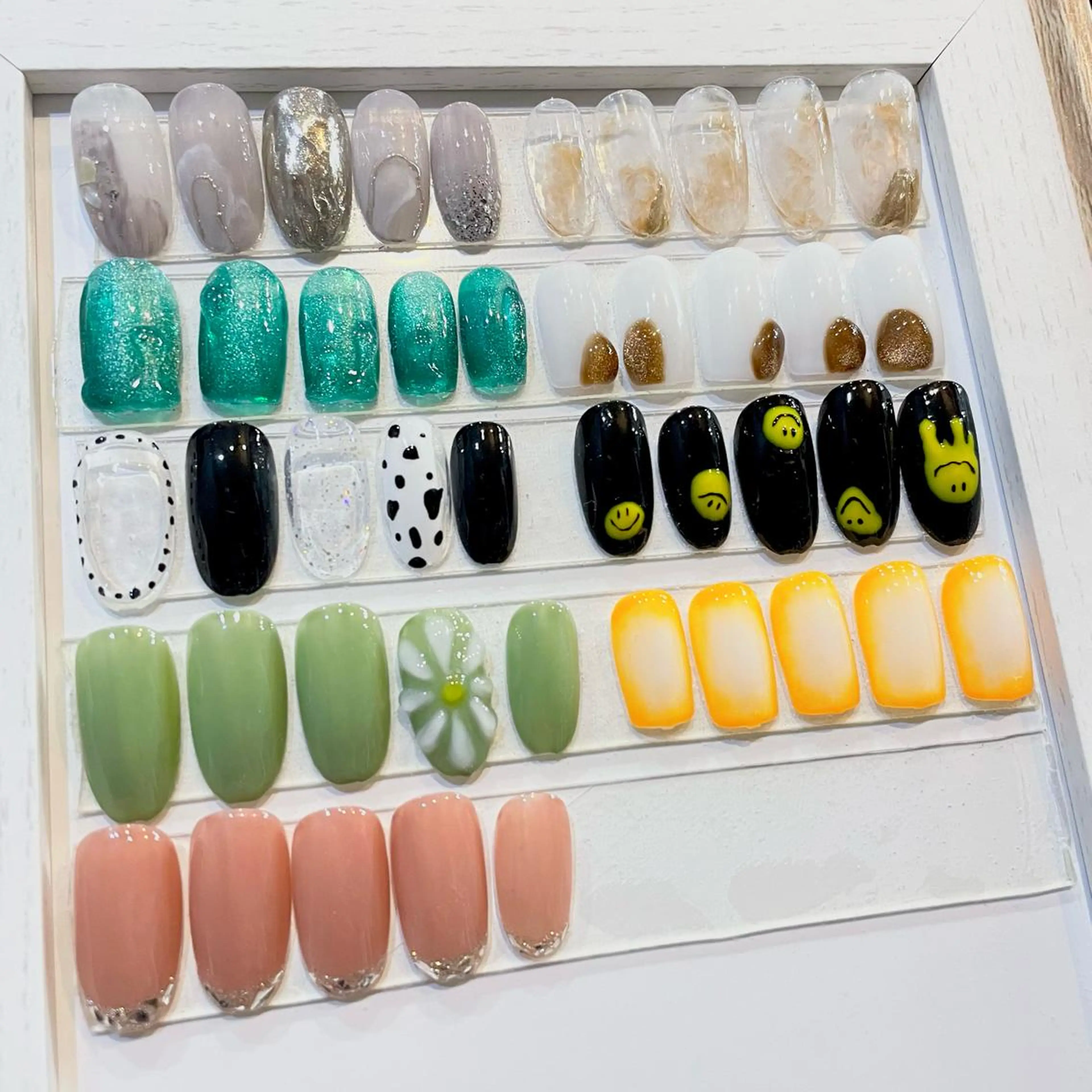 ネイル IROHA Nail 堺雛薫のネイルデザイン