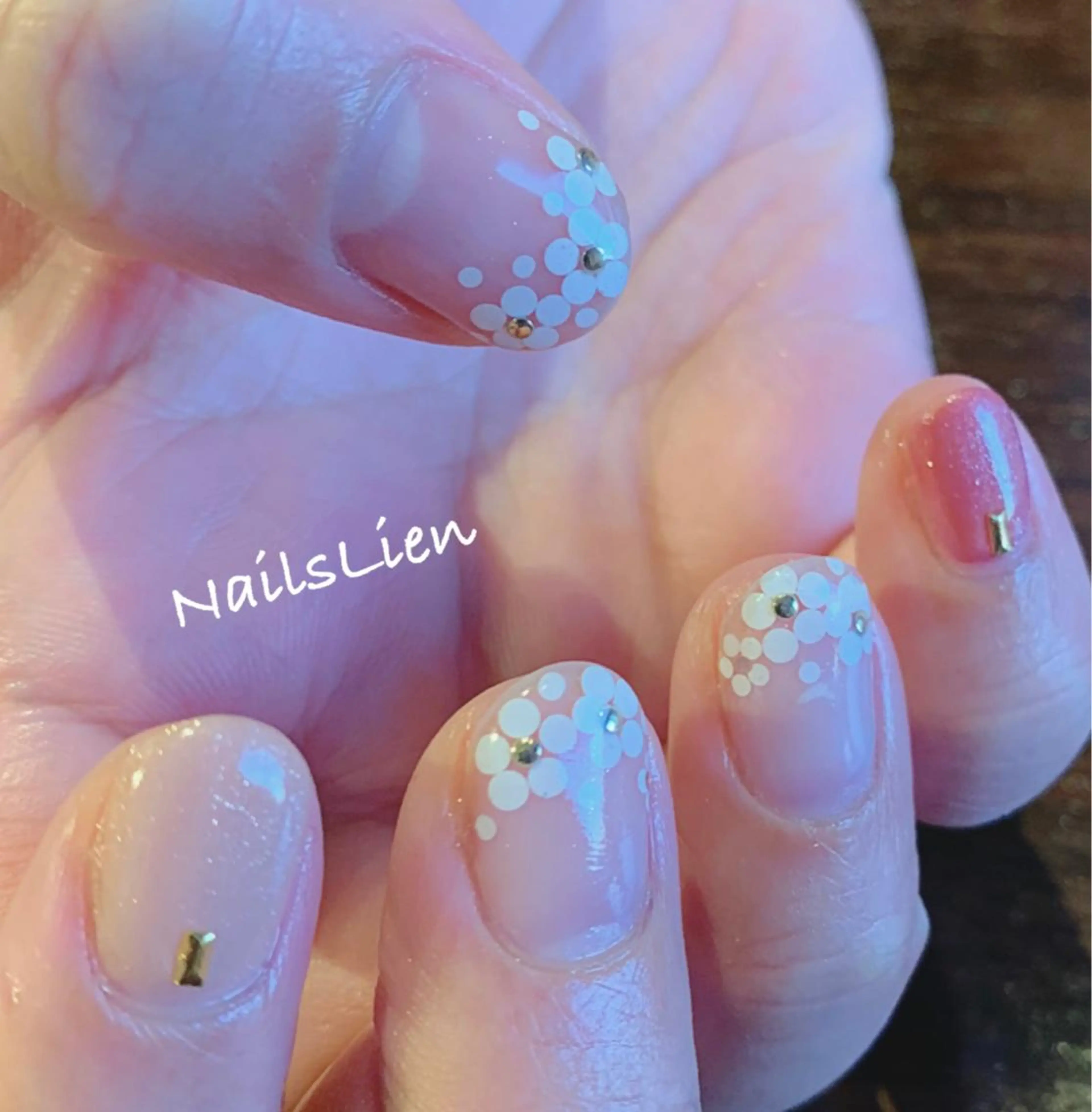 ネイル クリアネイル 凛 リンのネイルデザイン