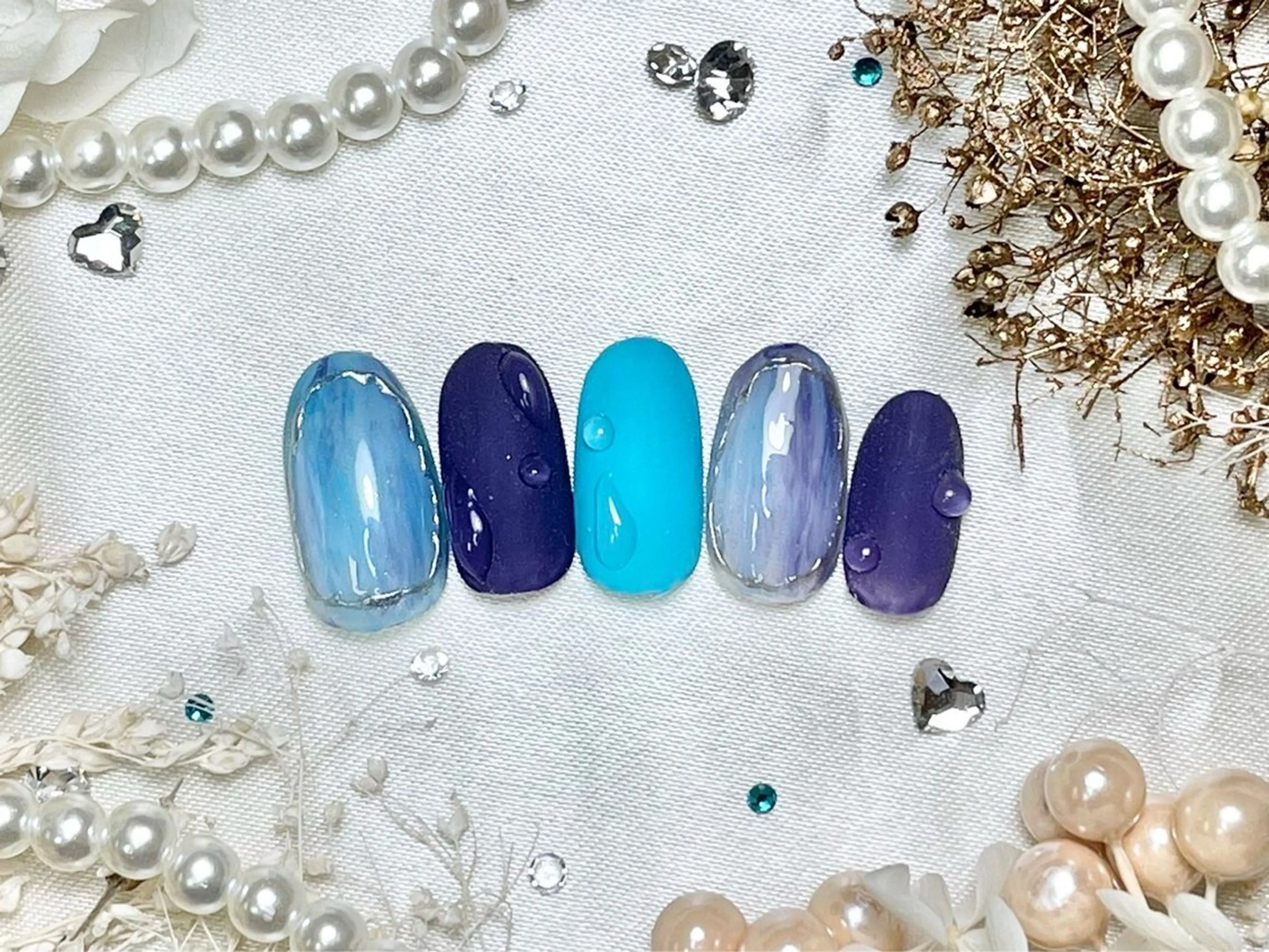 ネイル ハンドネイル ネイルPetit Ribbonのネイルデザイン