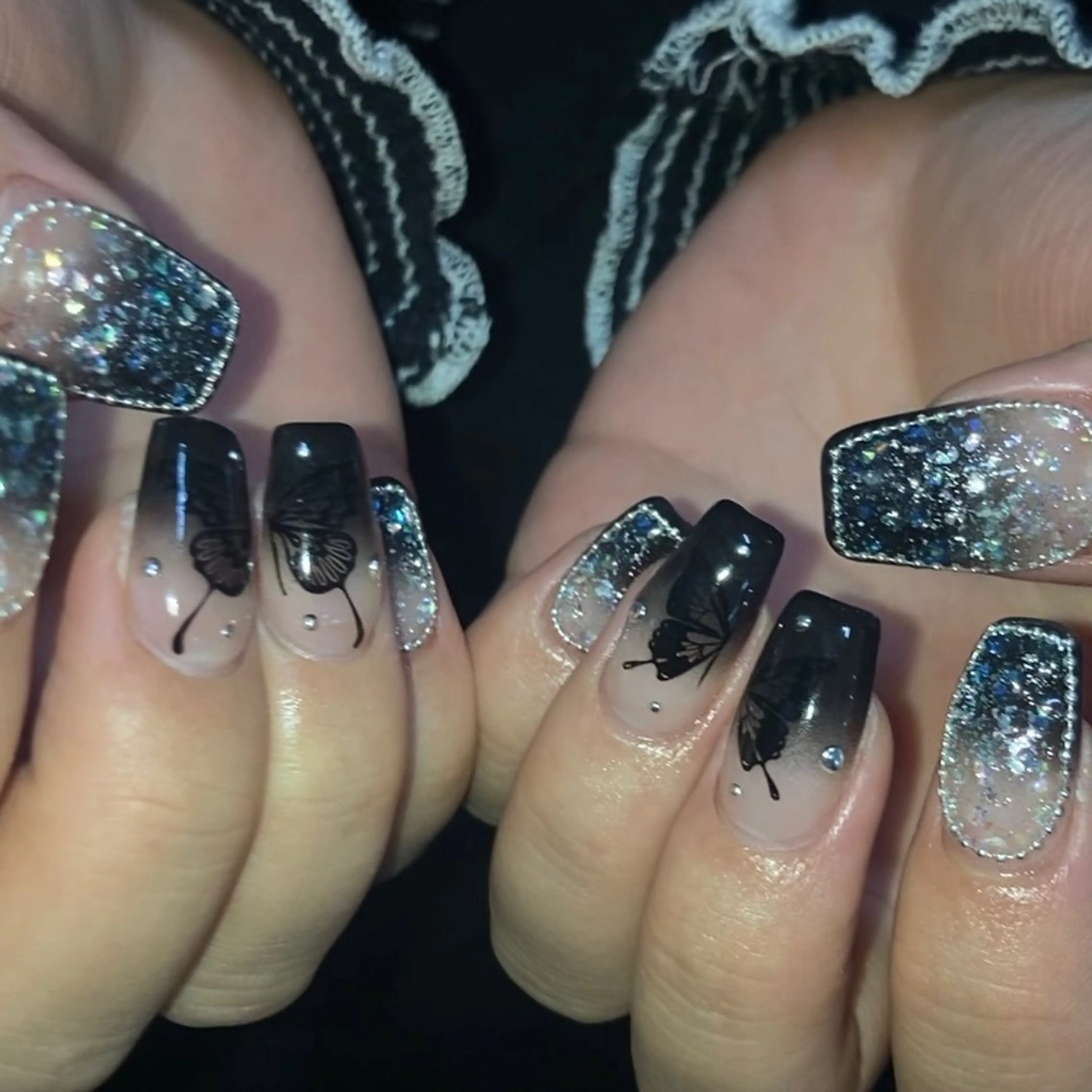 ネイル ハンドネイル フットネイル kana/モード ・グランジ⛓🎼のネイルデザイン