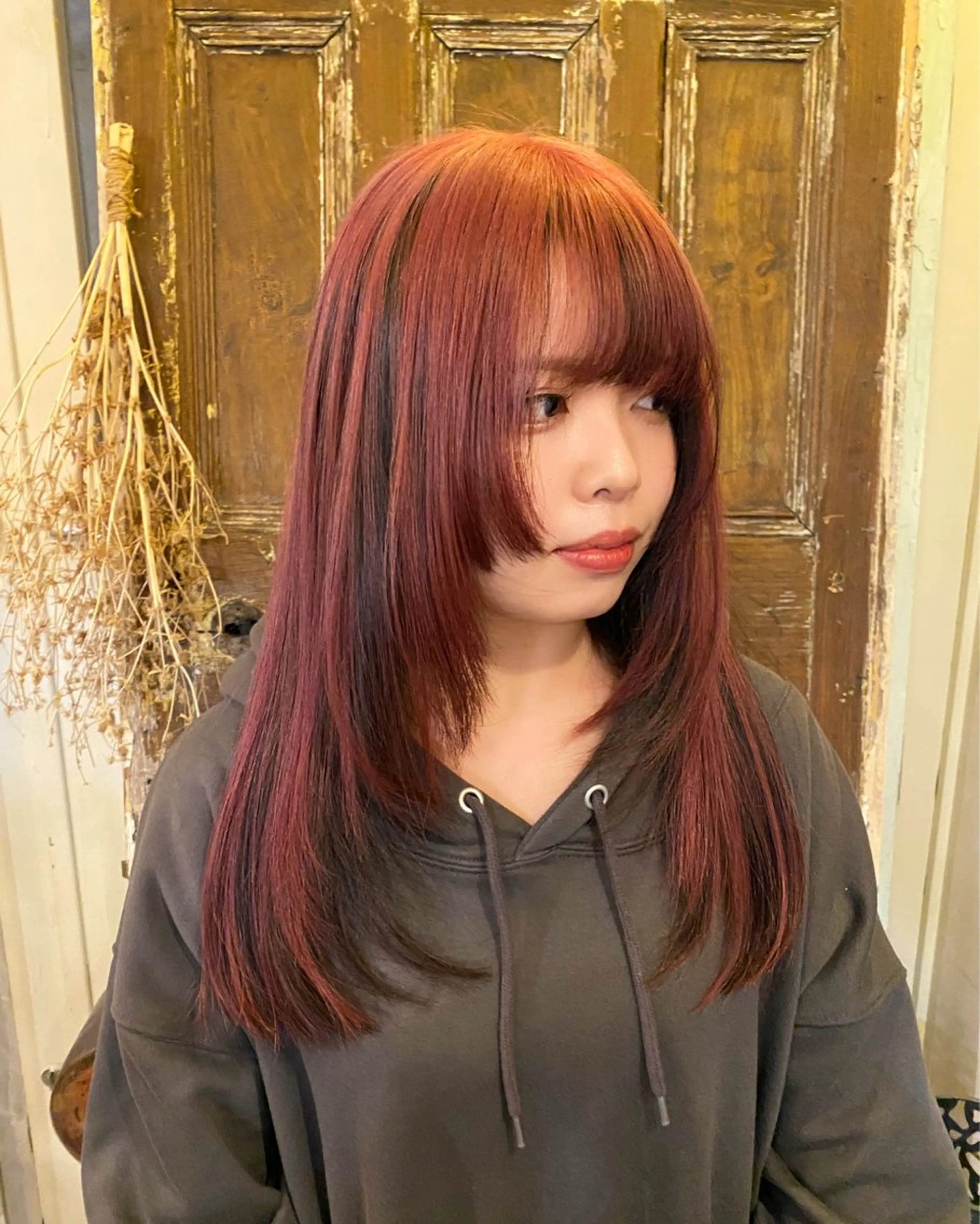 ロング ヘアカラー sea's所属・平果帆/レイヤー /矢場町/ブリーチのヘアスタイル