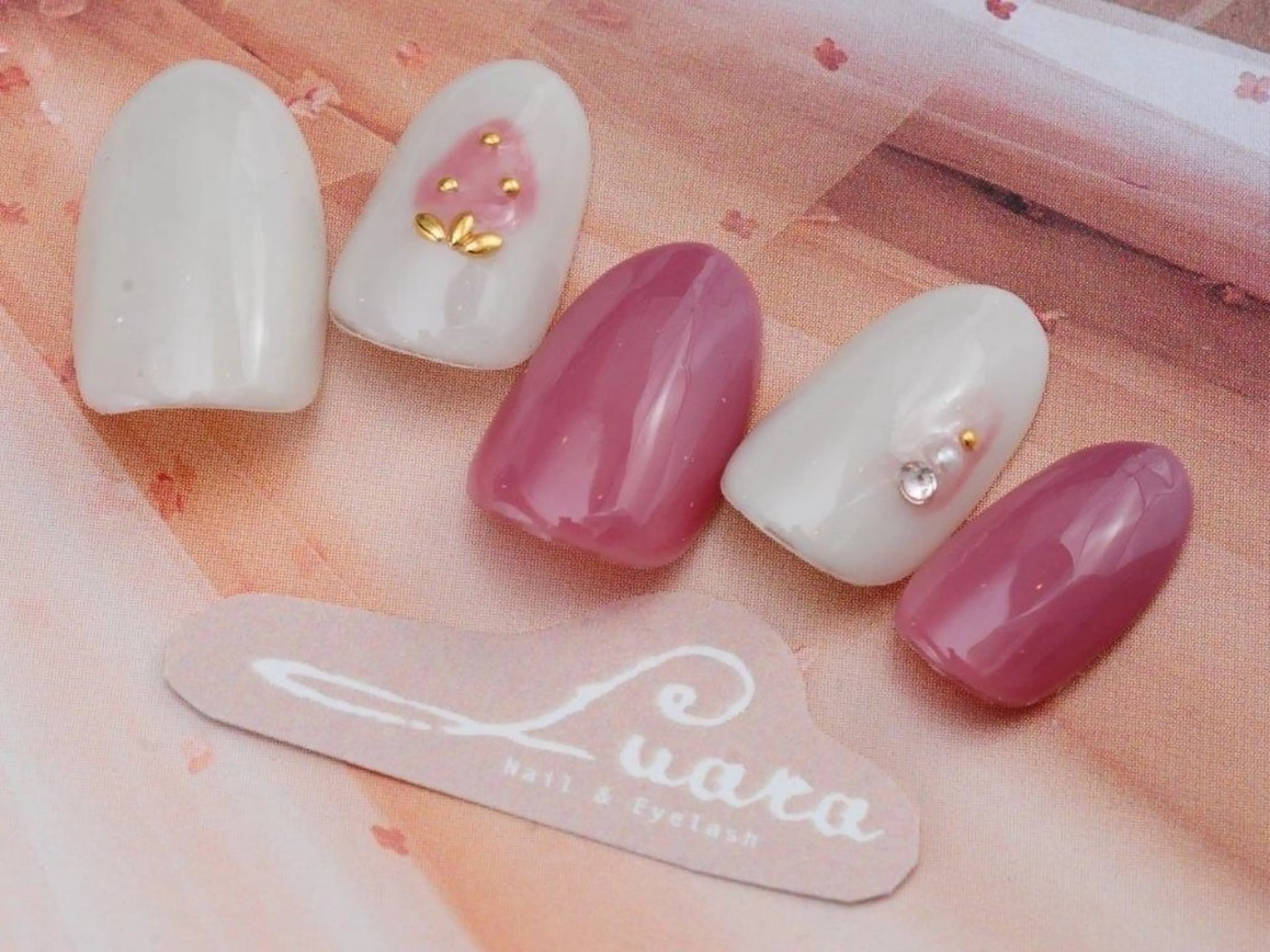 ネイル ハンドネイル Luara ルアラのネイルデザイン