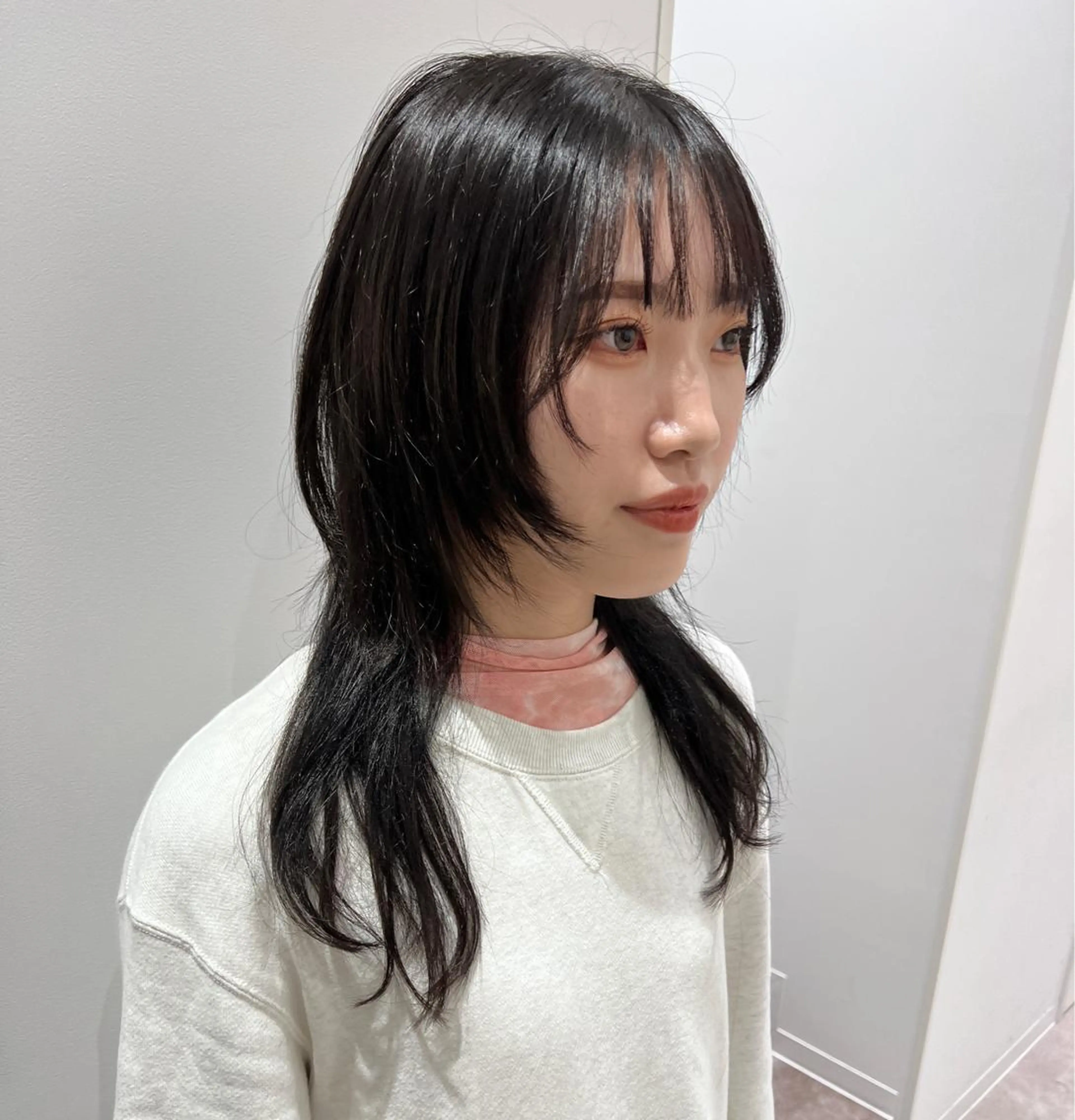 ミディアム カラー カット ヘアカラー トリートメント ally hairsalon所属・Emi .のヘアスタイル