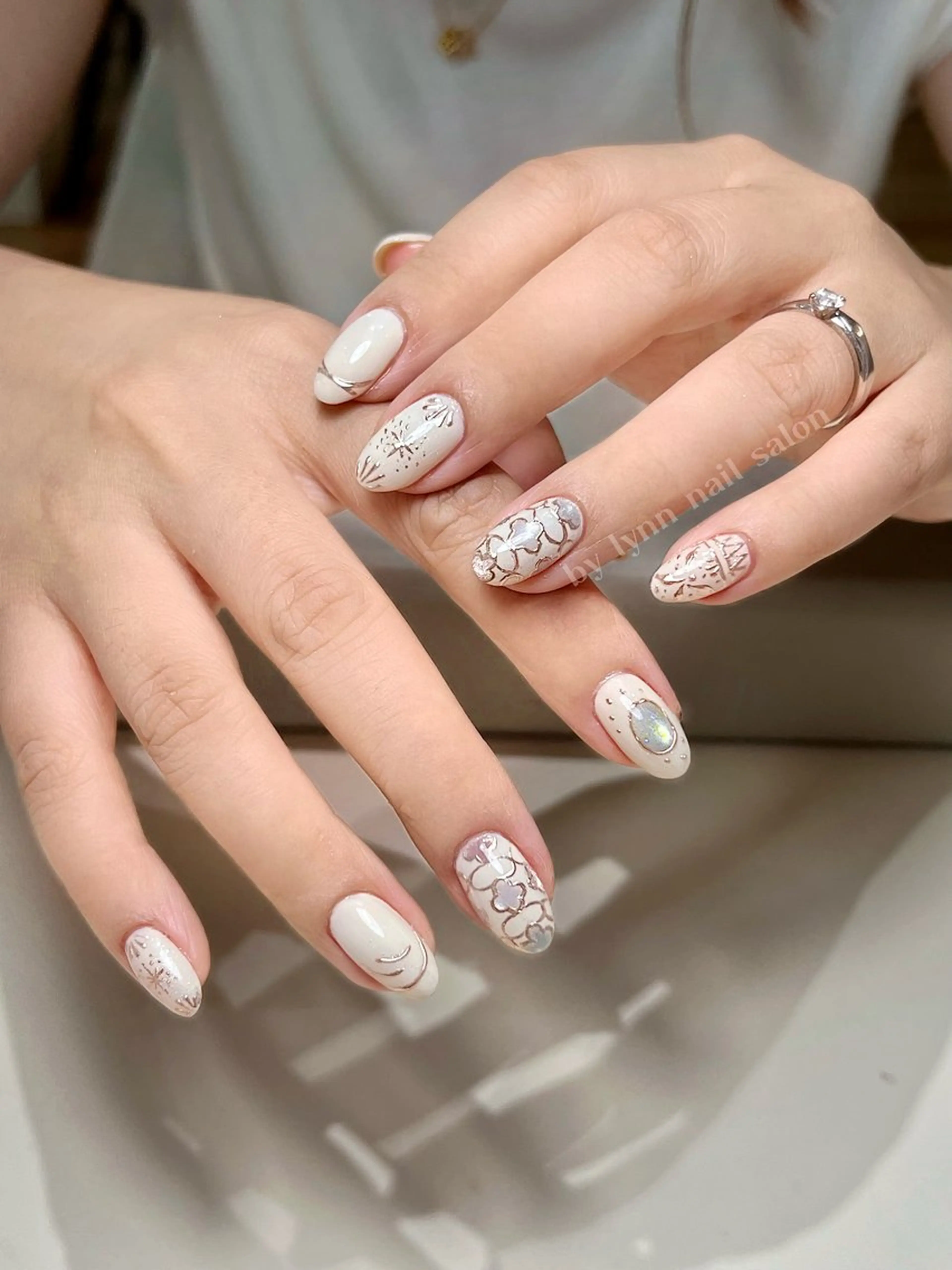 ネイル フットネイル フレンチネイル グラデーション ハート 韓国ネイル ハンドネイル Lynn_ Nailのネイルデザイン