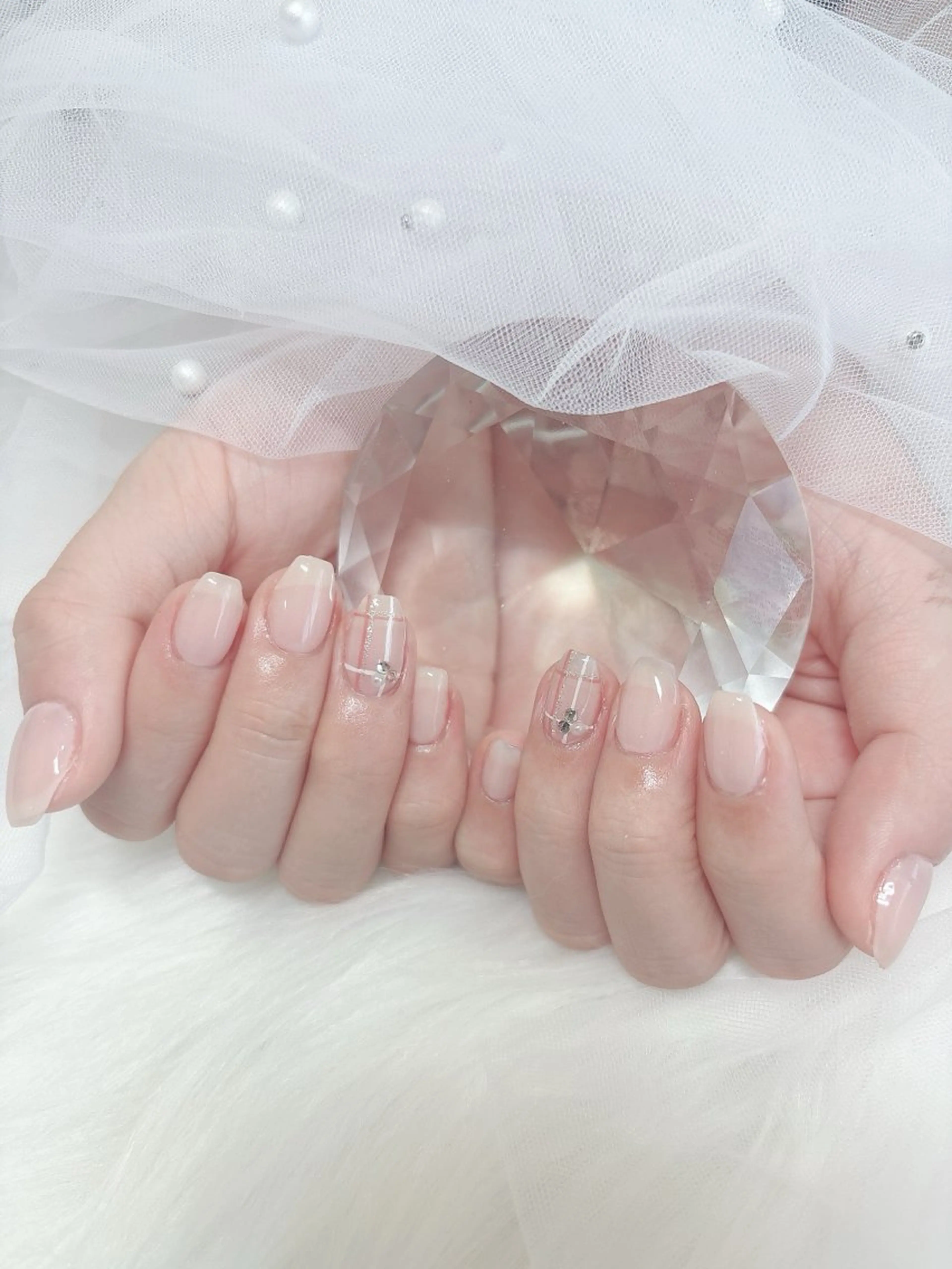 ネイル アートネイル ワンカラーネイル ストーンネイル aba nail ♡ akuaのネイルデザイン