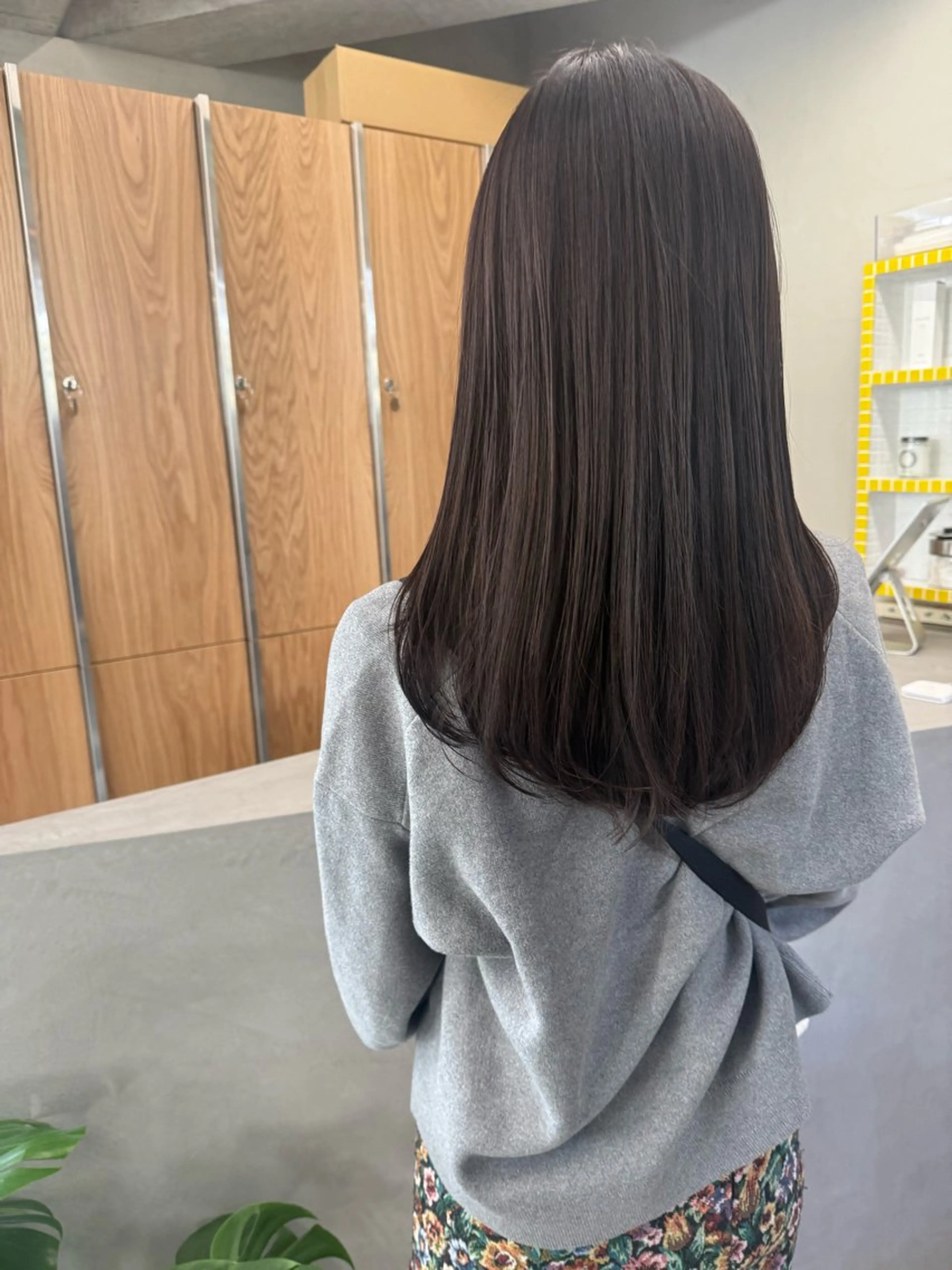 カラー アッシュ ベージュカラー ブリーチ 透明感カラー グレージュ カット ヘアカラー トリートメント 日本一丁寧なカット/ 小林輝🍀︎のヘアスタイル