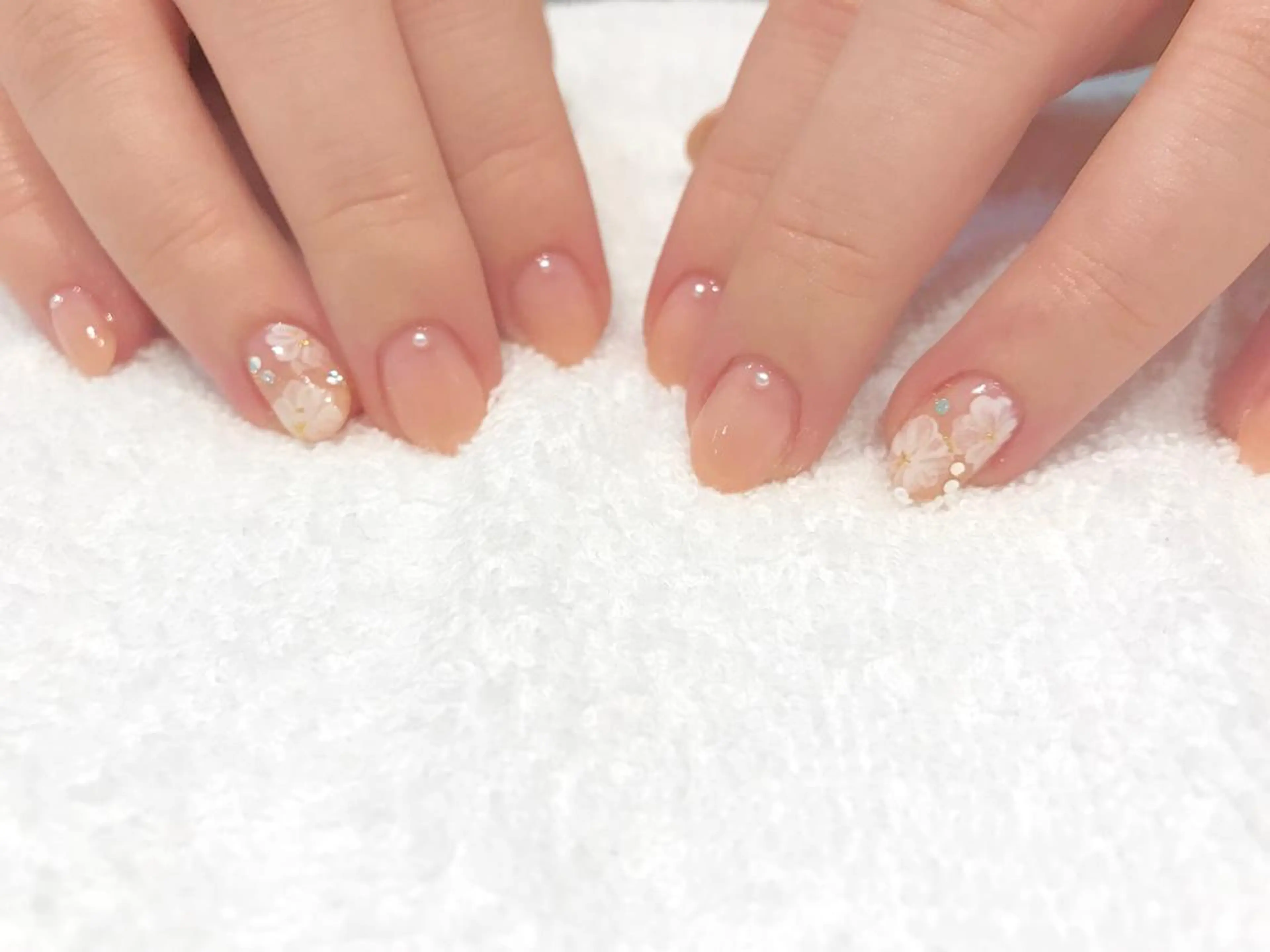 ネイル Re Pearl～コーディネートサロン～ 市駅前店所属・NARUMI HYODOのネイルデザイン