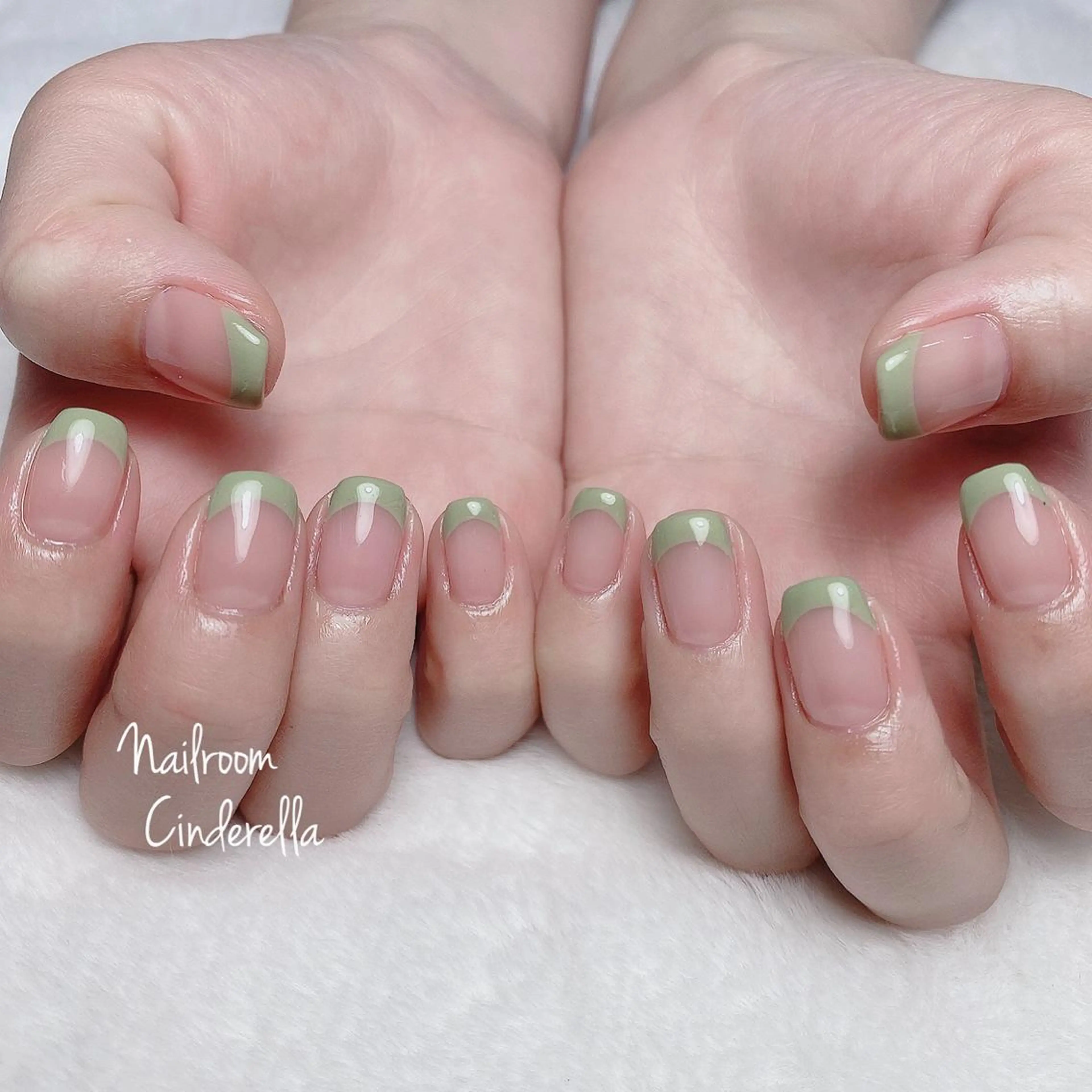 ネイル フレンチネイル ハンドネイル Nailroom. Cinderellaのネイルデザイン