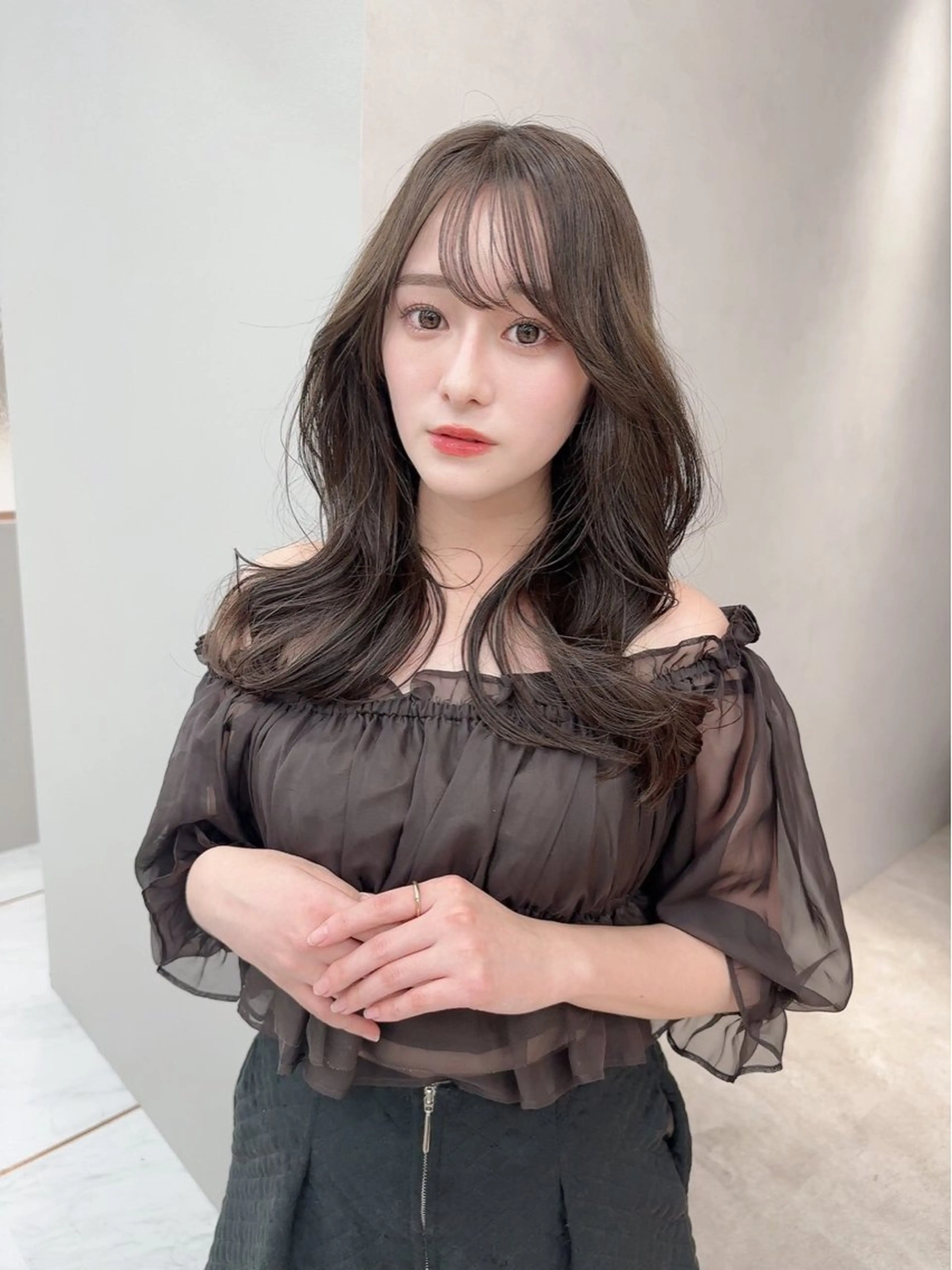 ミディアム ロンドガーネット /髪質改善/レイヤーのヘアスタイル