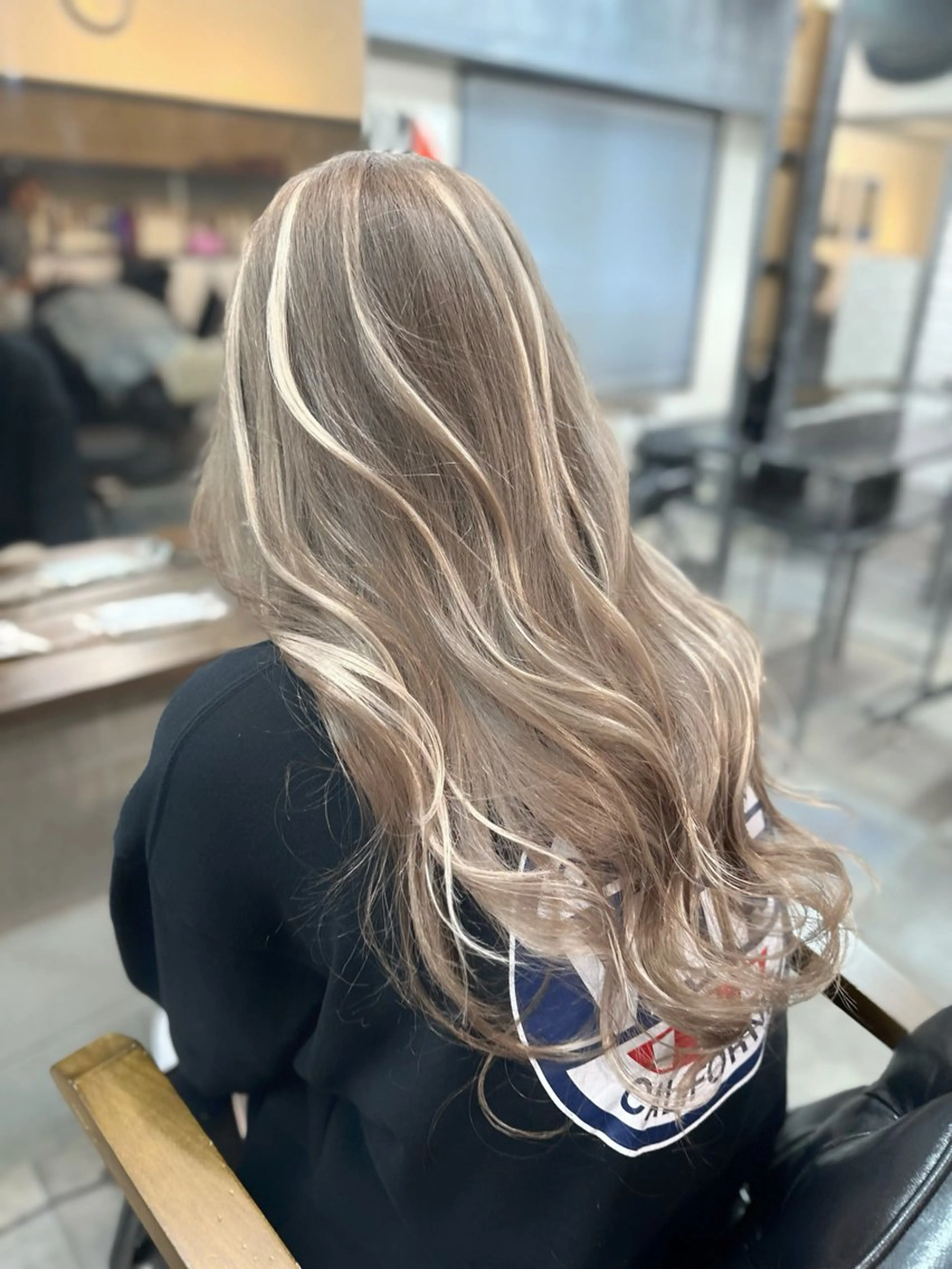ロング シールエクステ エクステ ハイライト カット エクステ move所属・⭐️エクステ指名 No.1⭐️高頭のヘアスタイル