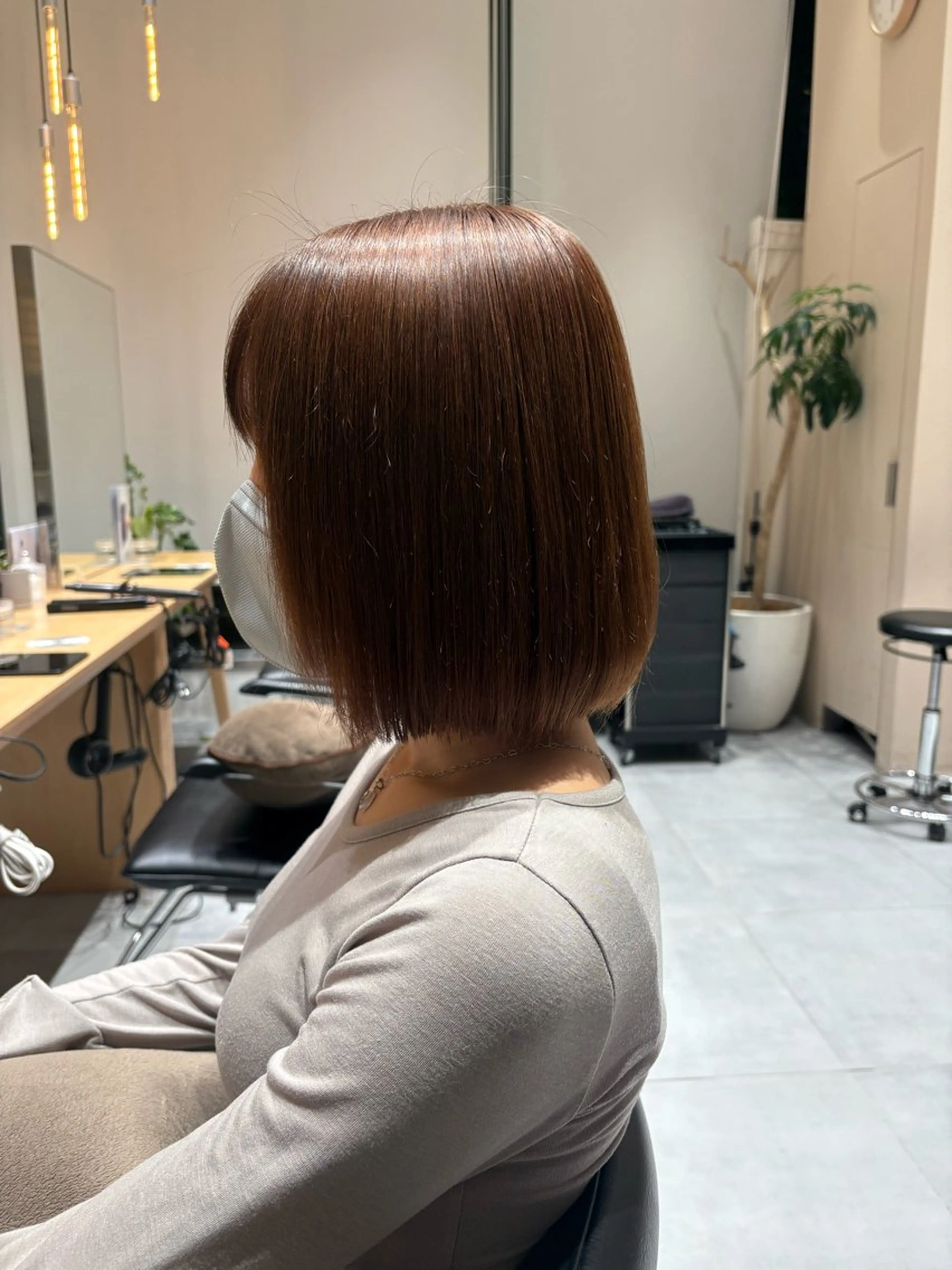 ミディアム ボブ カット トリートメント ヘッドスパ ヘアセット ショートパーマ/ ハイトーン🪼風香のヘアスタイル