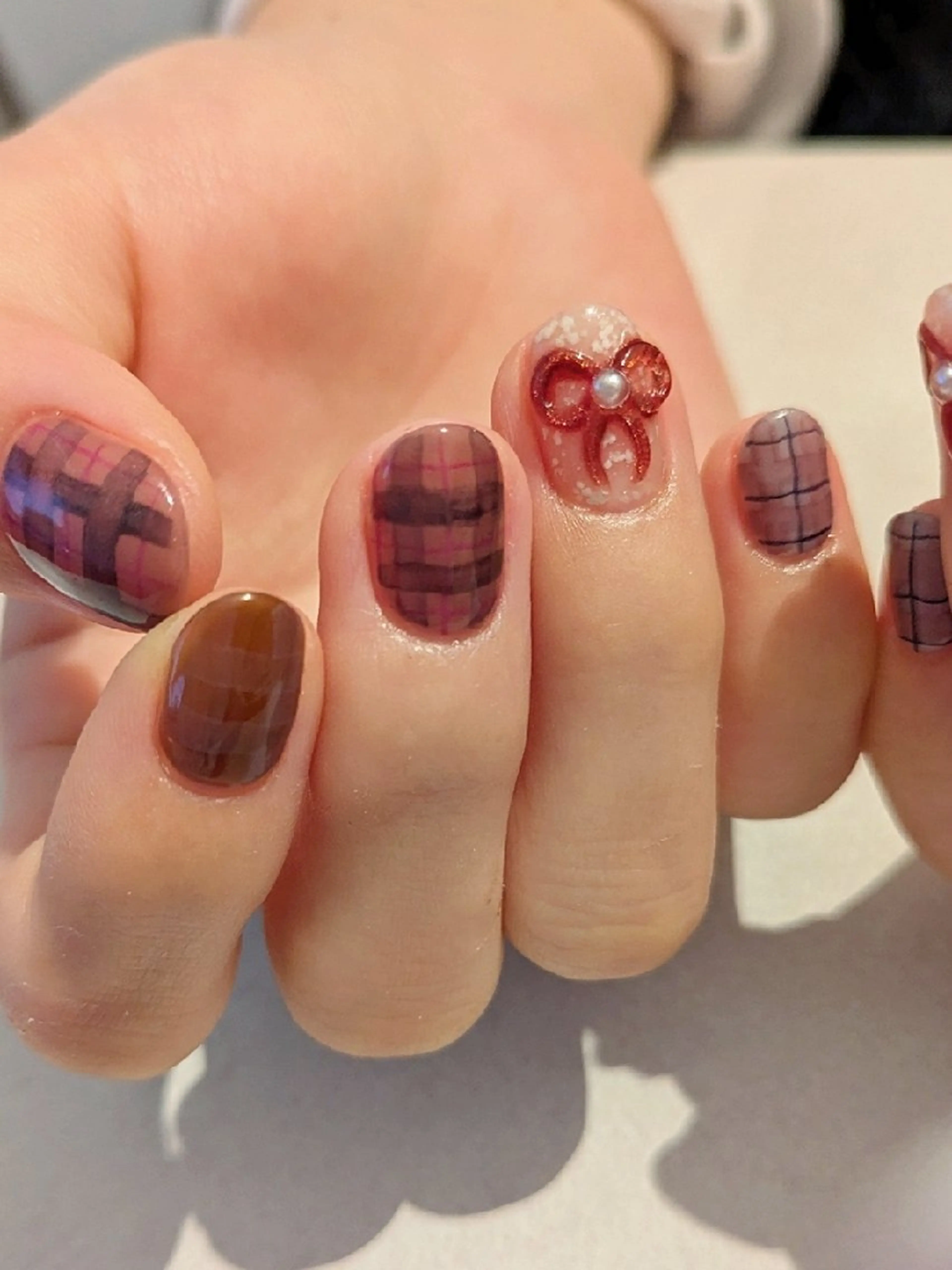 ネイル ハンドネイル jolie ISIHARAのネイルデザイン