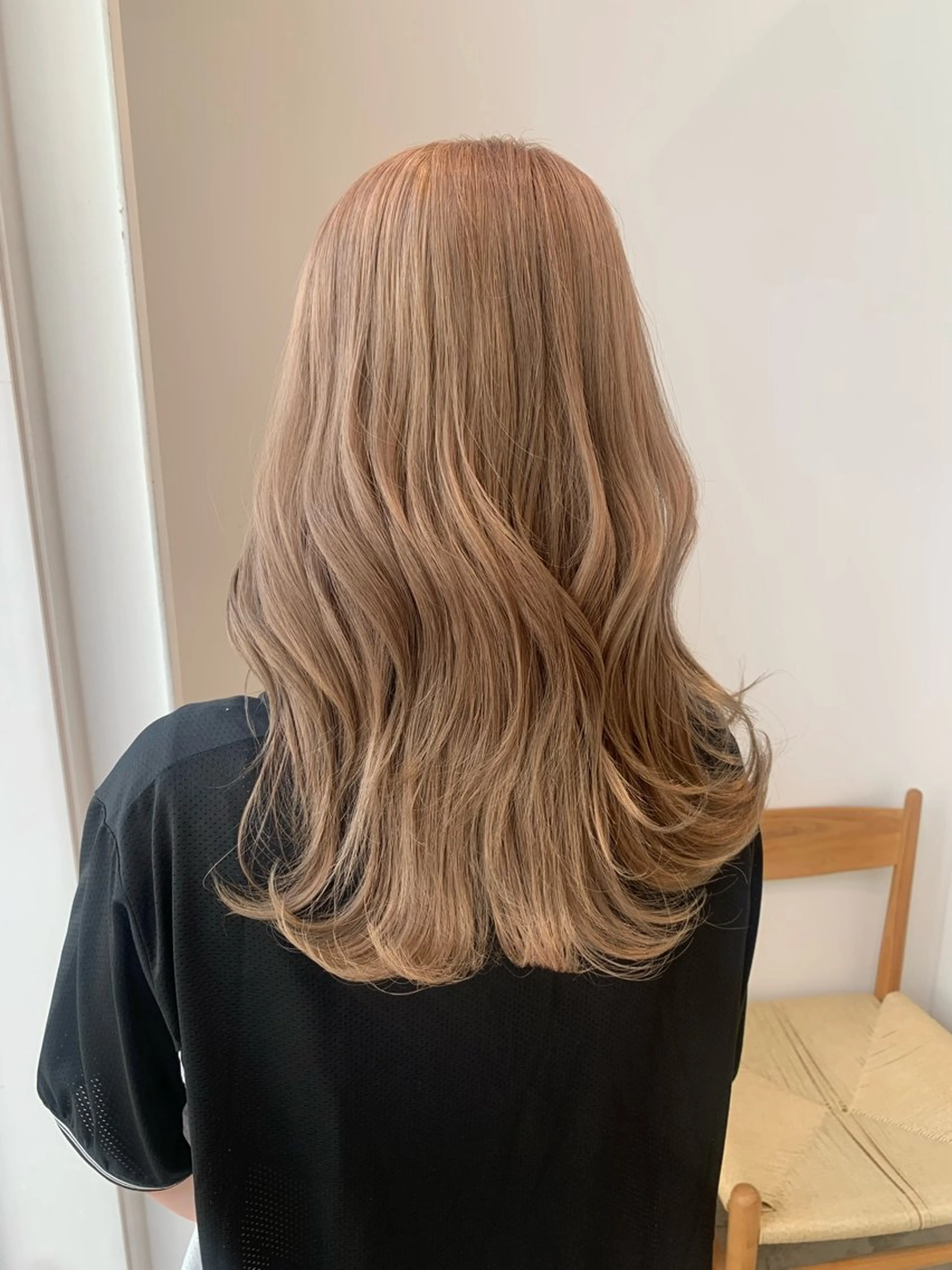 セミロング カラー ヘアアレンジ ブリーチ カット ヘアカラー トリートメント yuka .のヘアスタイル