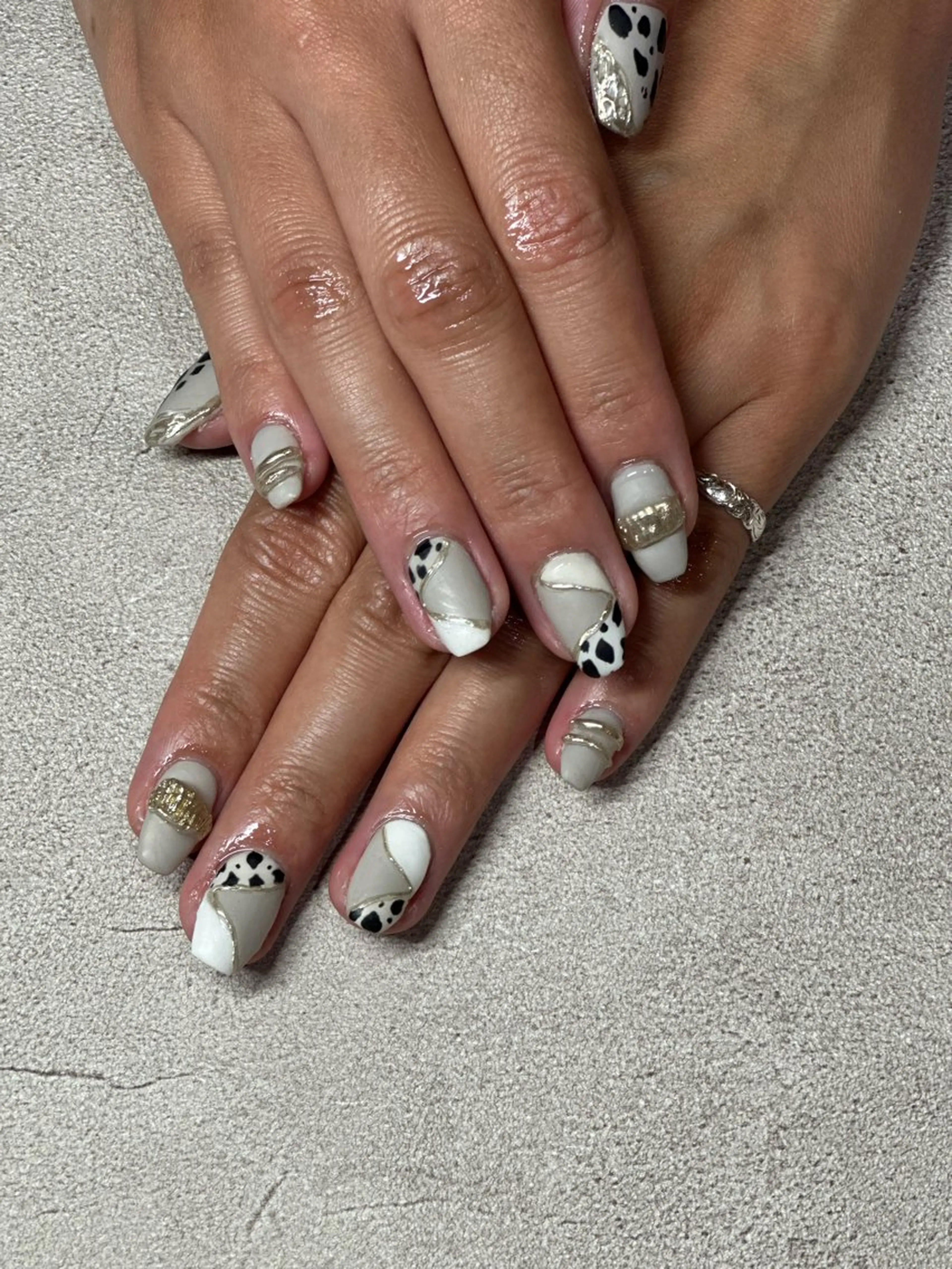ネイル ジェルネイル ストーンネイル Hair＆Esthe＆Nail　Garden所属・Garden Takeuchiのネイルデザイン