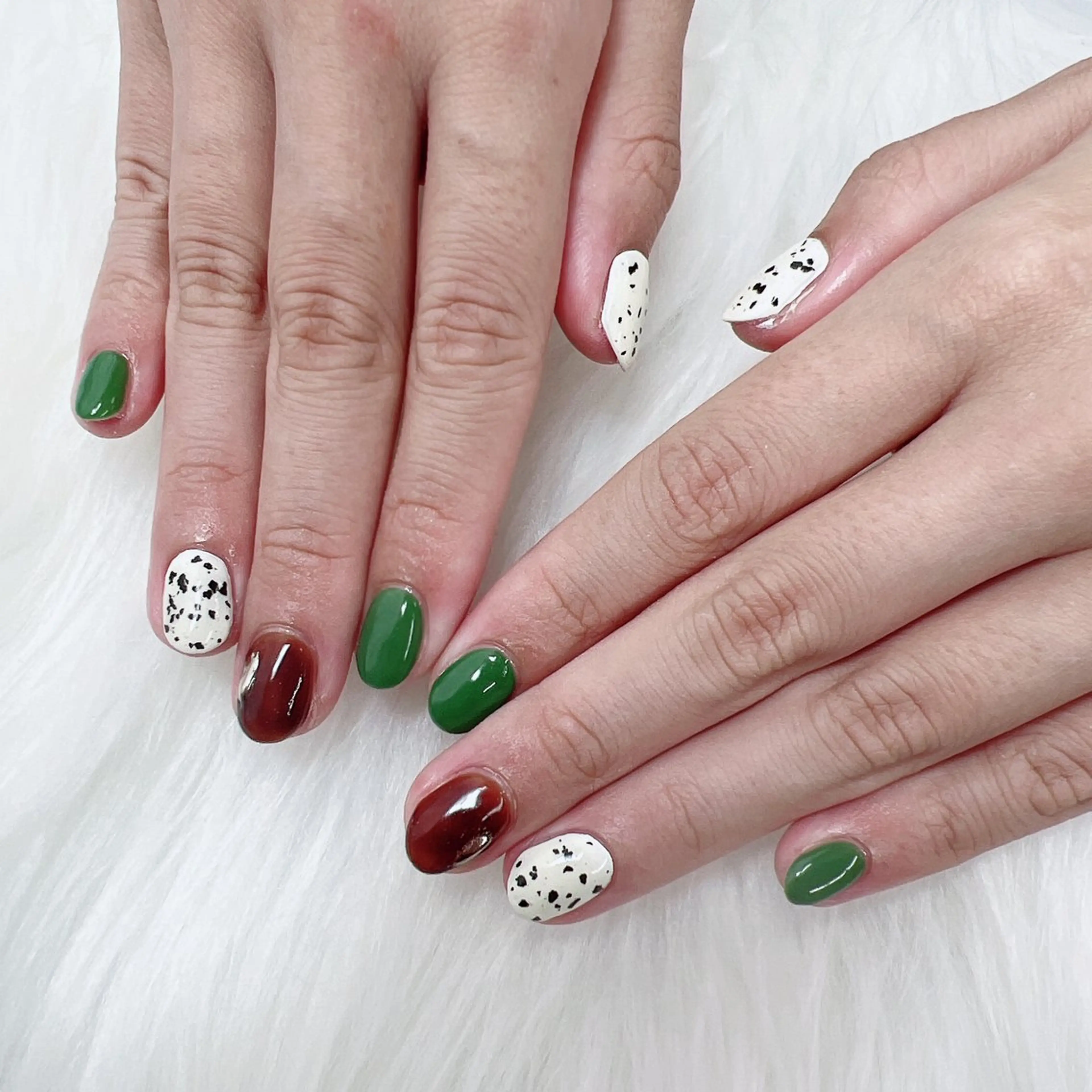 ネイル ハンドネイル Minion所属・北浦和minion YUKIのマツエク・マツパデザイン