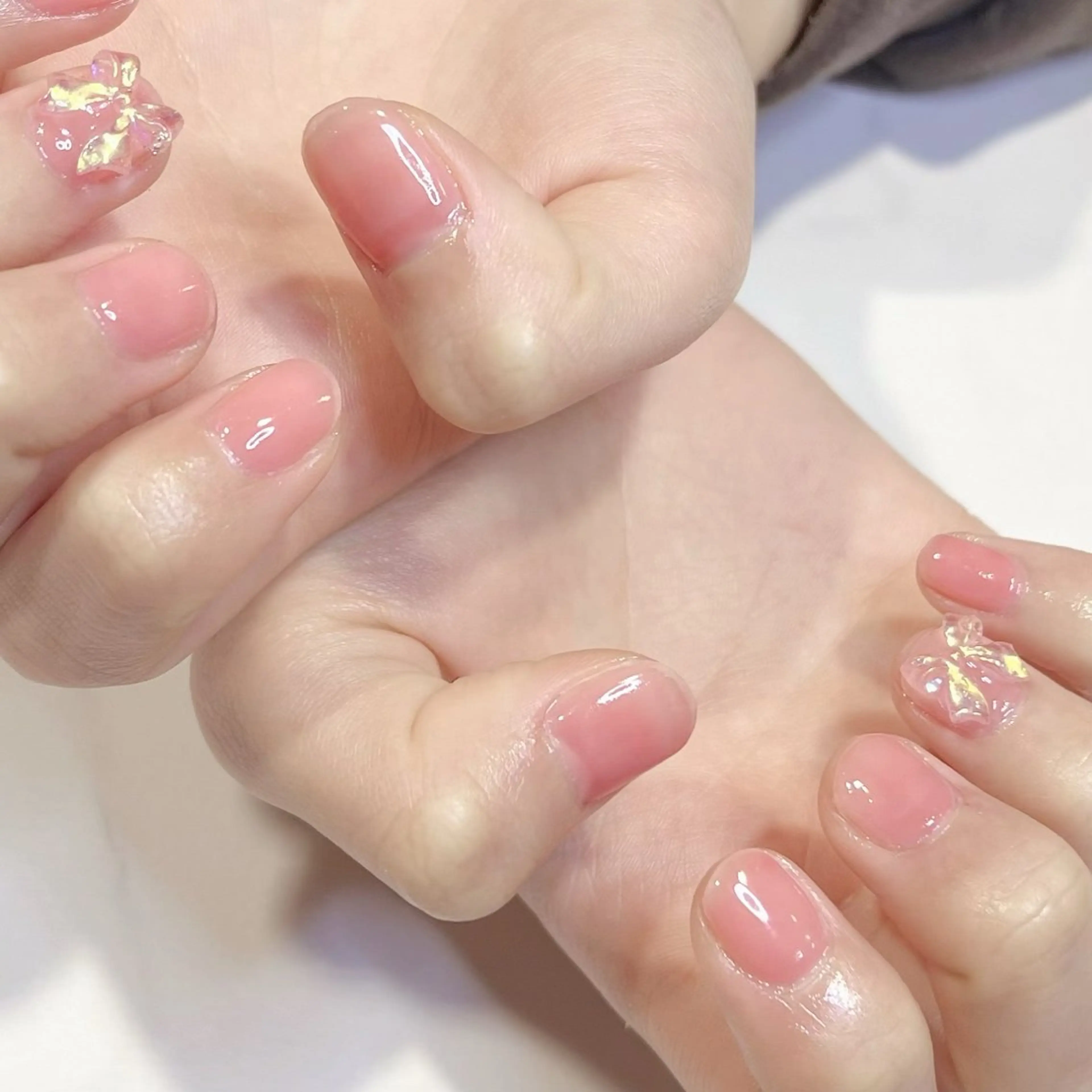 ネイル フレンチネイル グラデーション 韓国ネイル マグネットネイル ミラーネイル n.hair所属・HTM _PUPULAのネイルデザイン