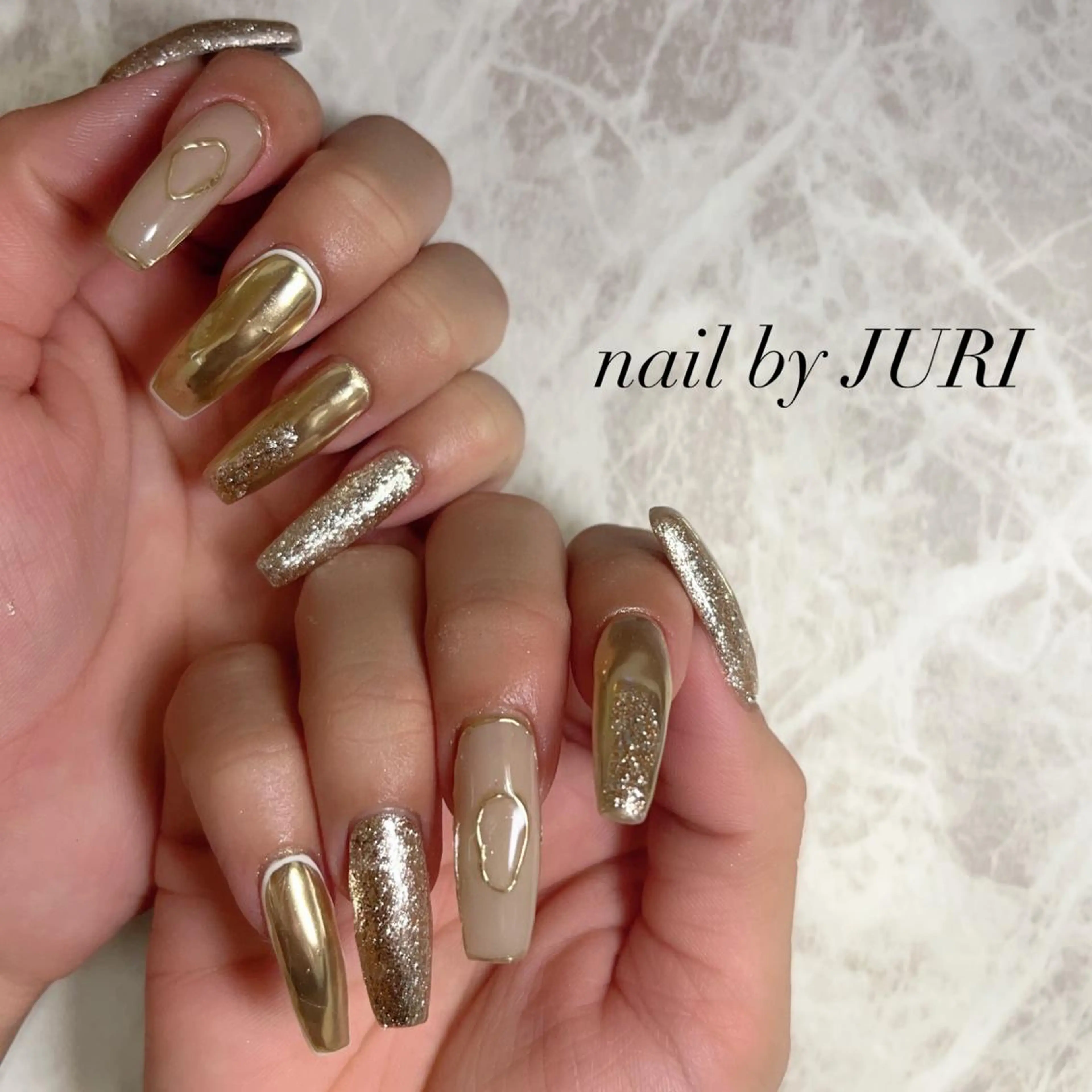 ネイル フットネイル フレンチネイル ジェルネイル ラメ(グリッター) ラメグラデーション NEO Beauty Salon所属・𝐍𝐄𝐎 𝐉𝐔𝐑𝐈のネイルデザイン