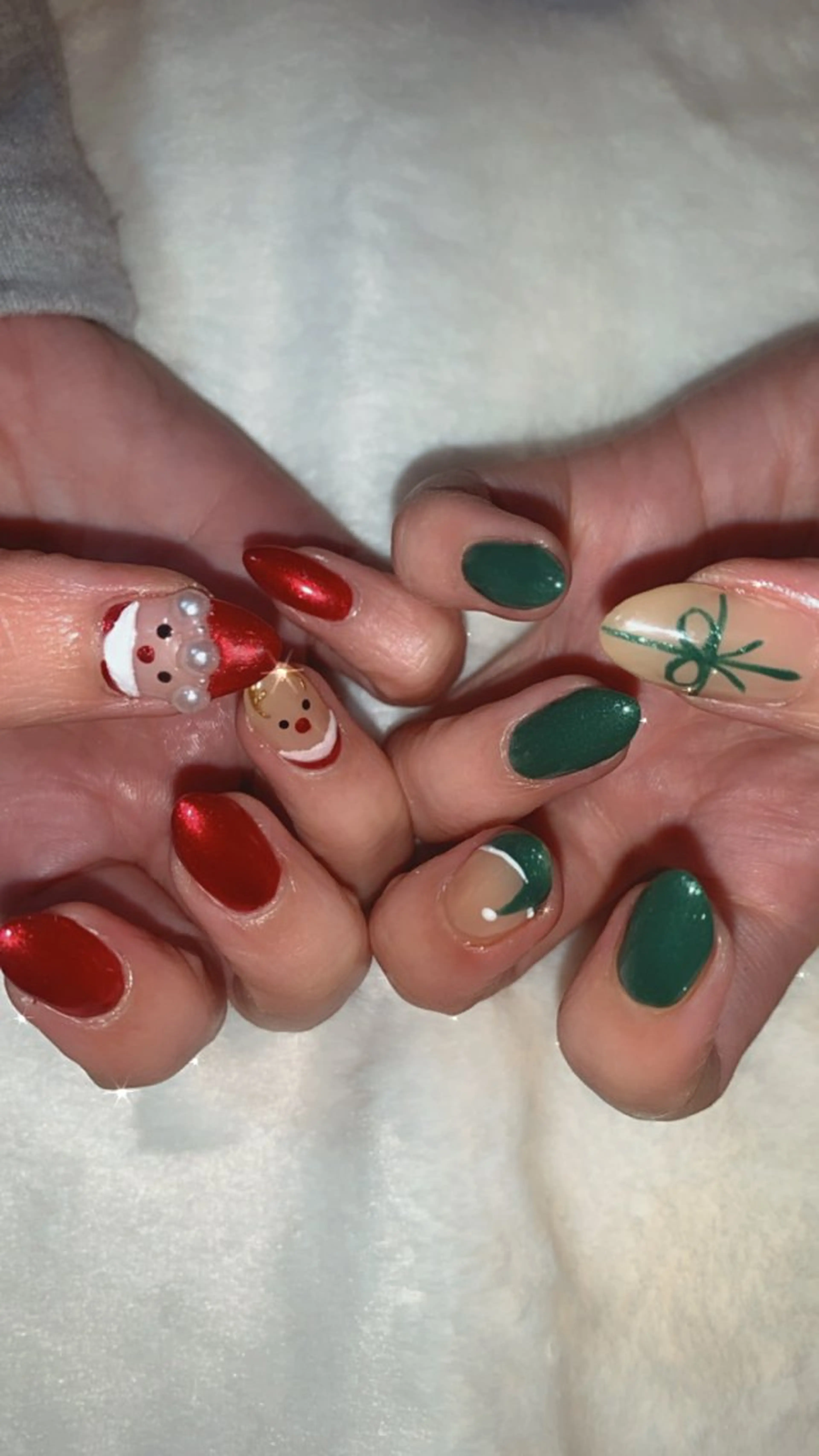 ネイル 冬ネイル クリスマス ハンドネイル 磯谷 恭子のネイルデザイン