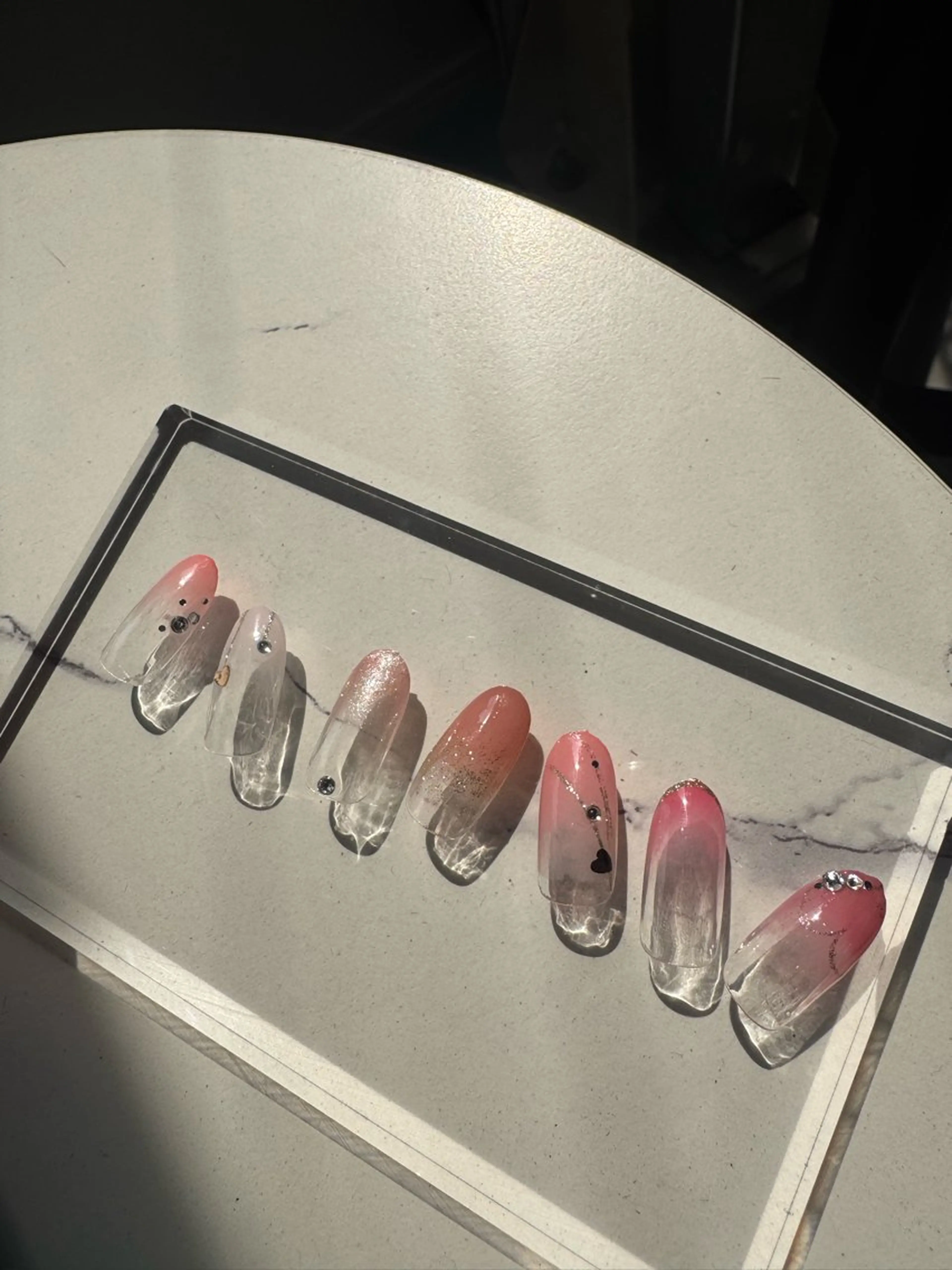 ネイル オフィスネイル K. NANAのネイルデザイン