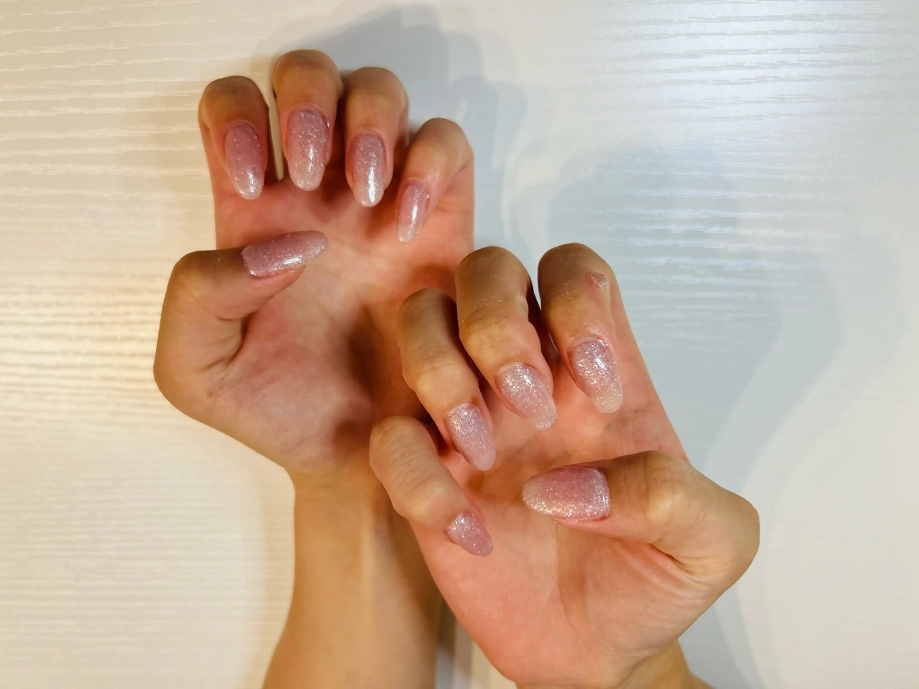 ネイル フラッシュネイル ラメ(グリッター) ピンク ネイルサロンÜmit YUKAのネイルデザイン