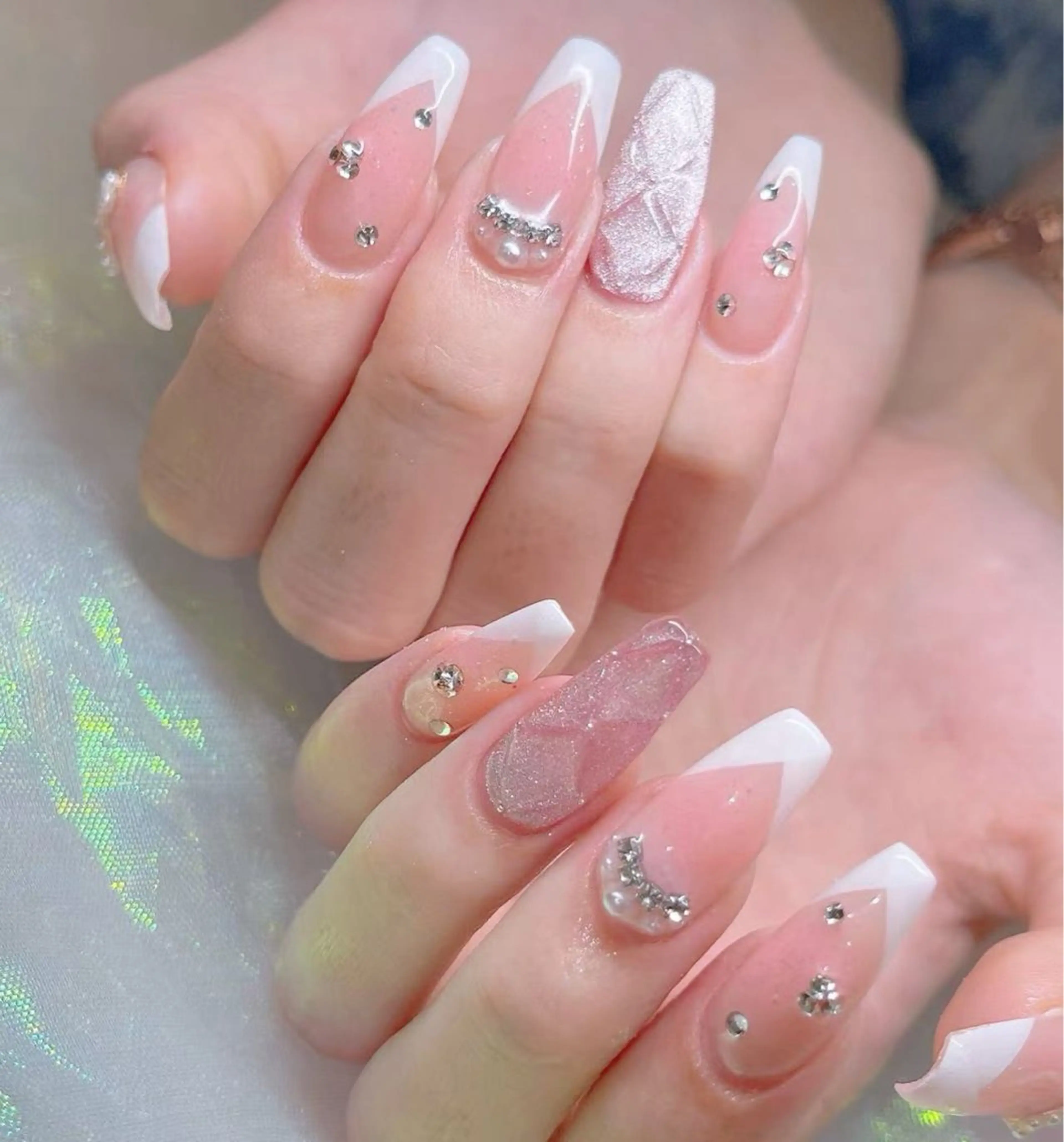 ネイル ハンドネイル Queens マオのネイルデザイン