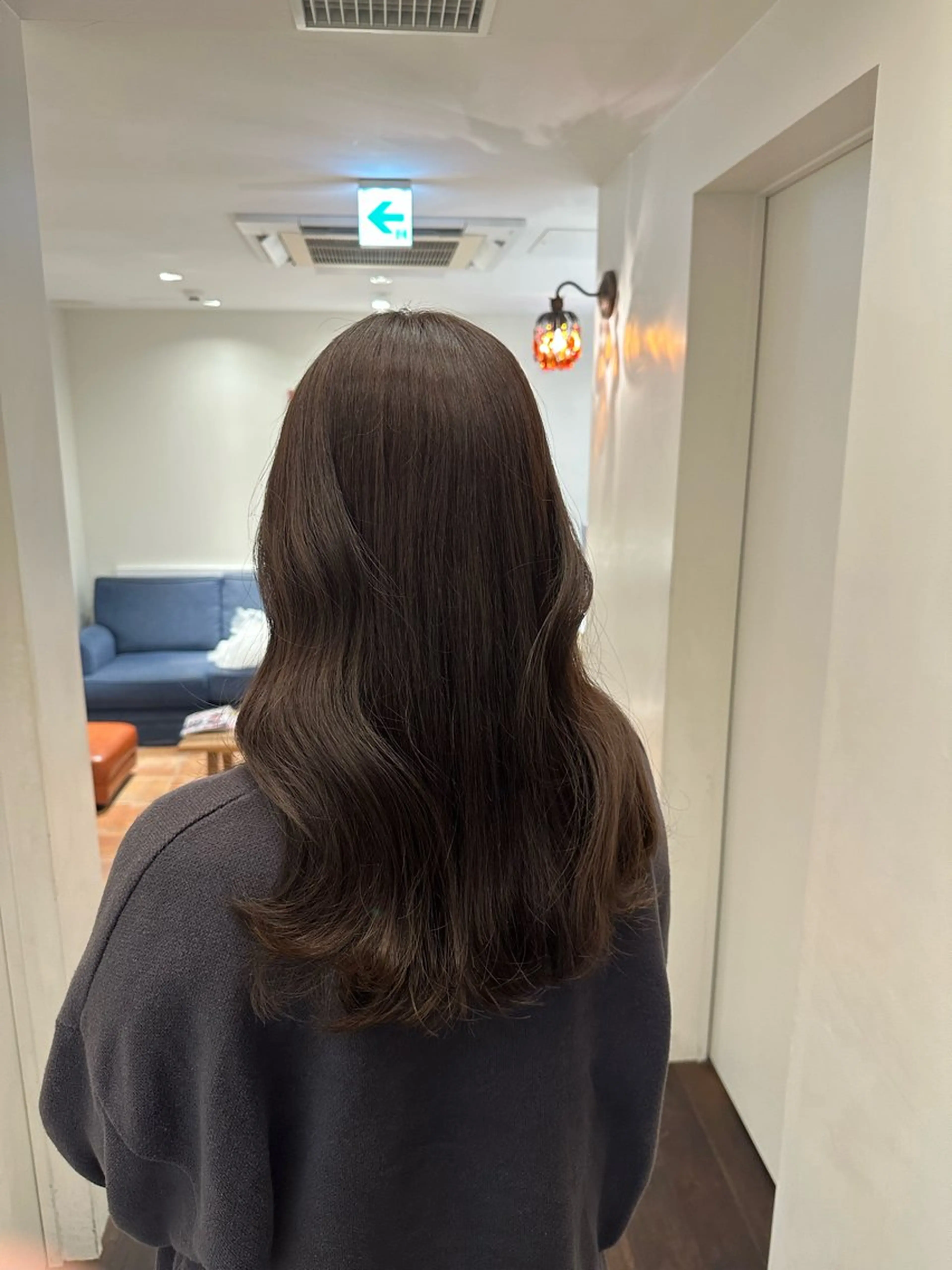 ロング カラー ベージュカラー ブリーチ ブリーチなしカラー ヘアカラー トリートメント ヘッドスパ 安丸 結夏のヘアスタイル