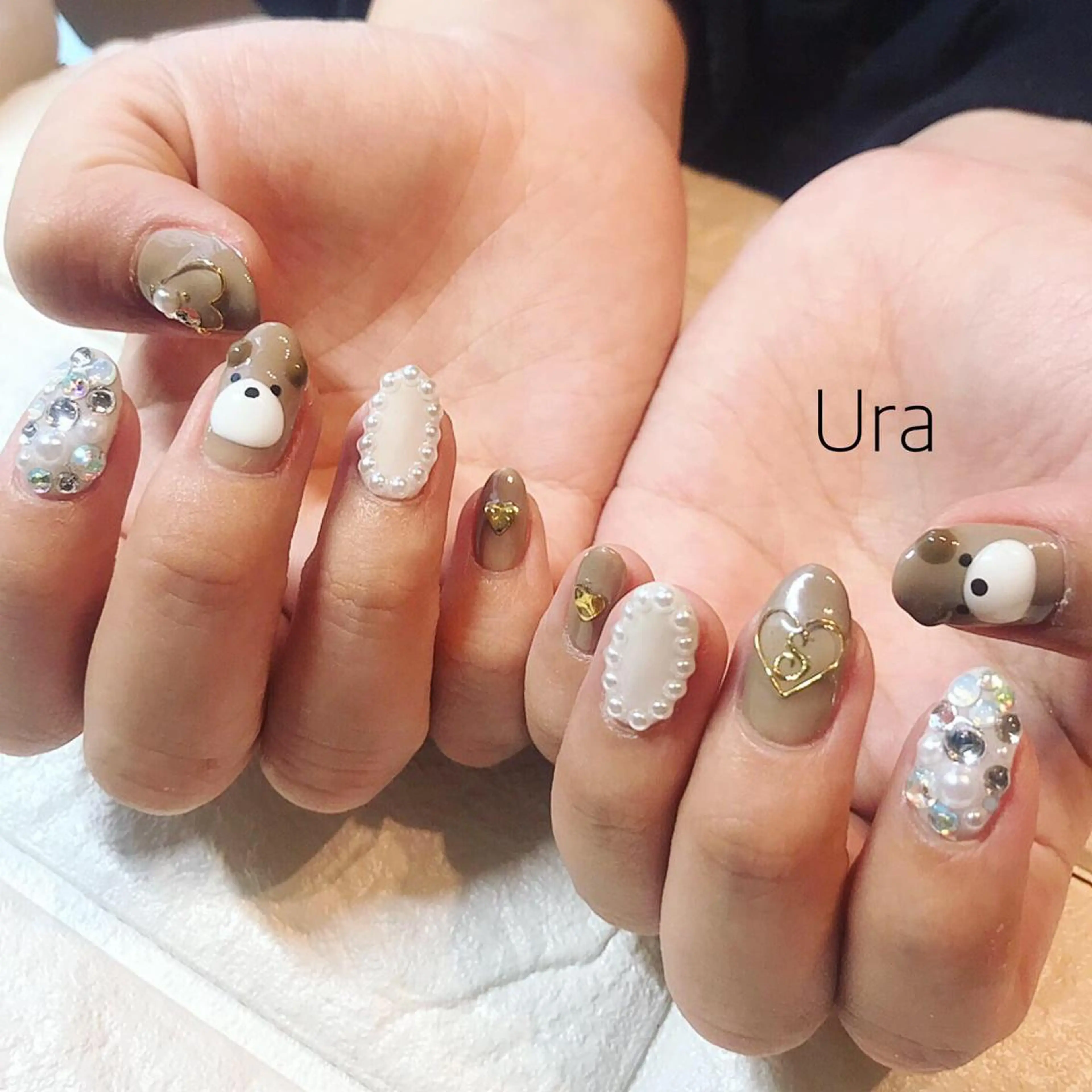 ネイル UrakoNail 《nail》のネイルデザイン