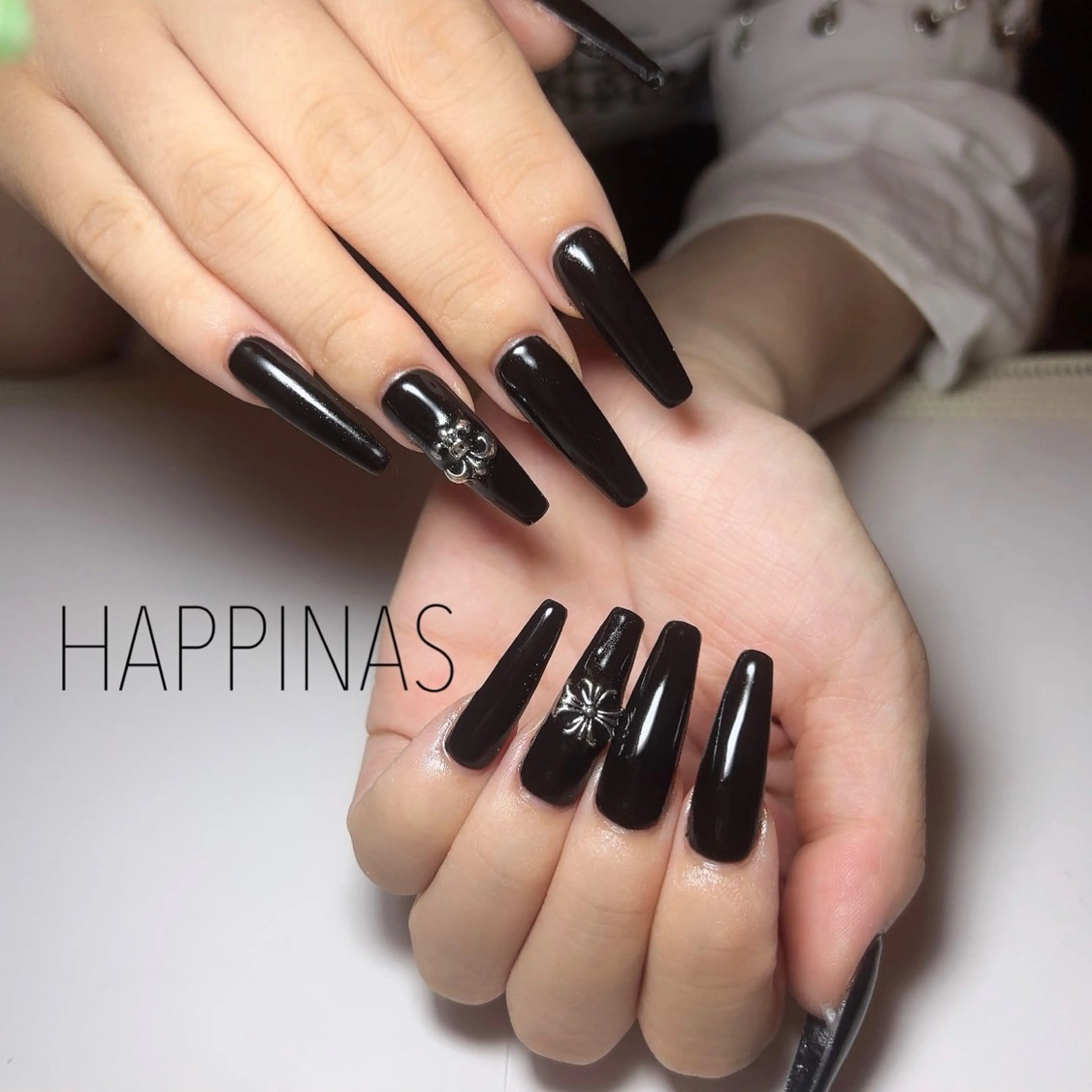 ネイル ジェルネイル スカルプネイル ハンドネイル HAPPINAS所属・HAPPINAS kotomiのネイルデザイン