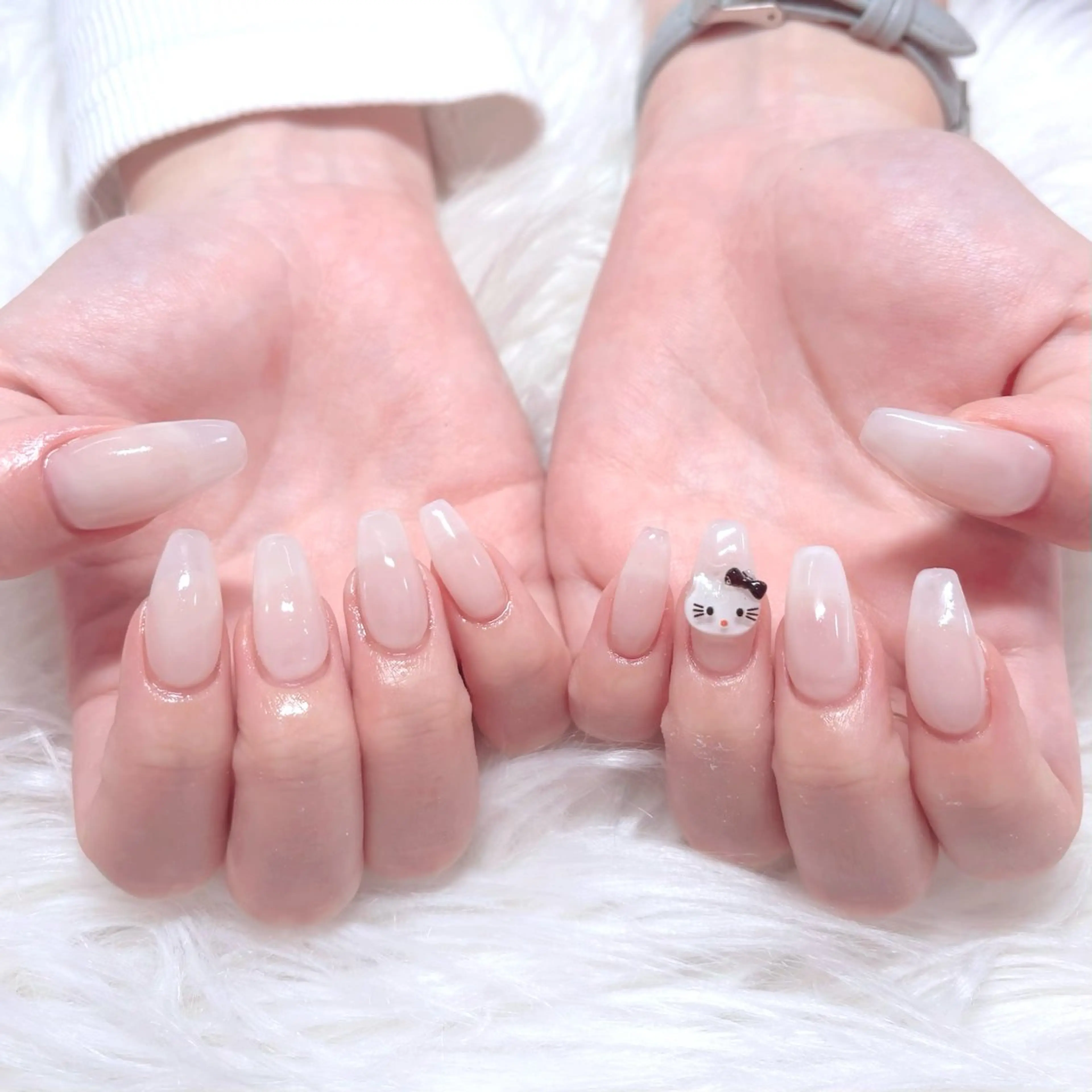 ネイル スカルプネイル ホワイト ハンドネイル Noix nailのネイルデザイン