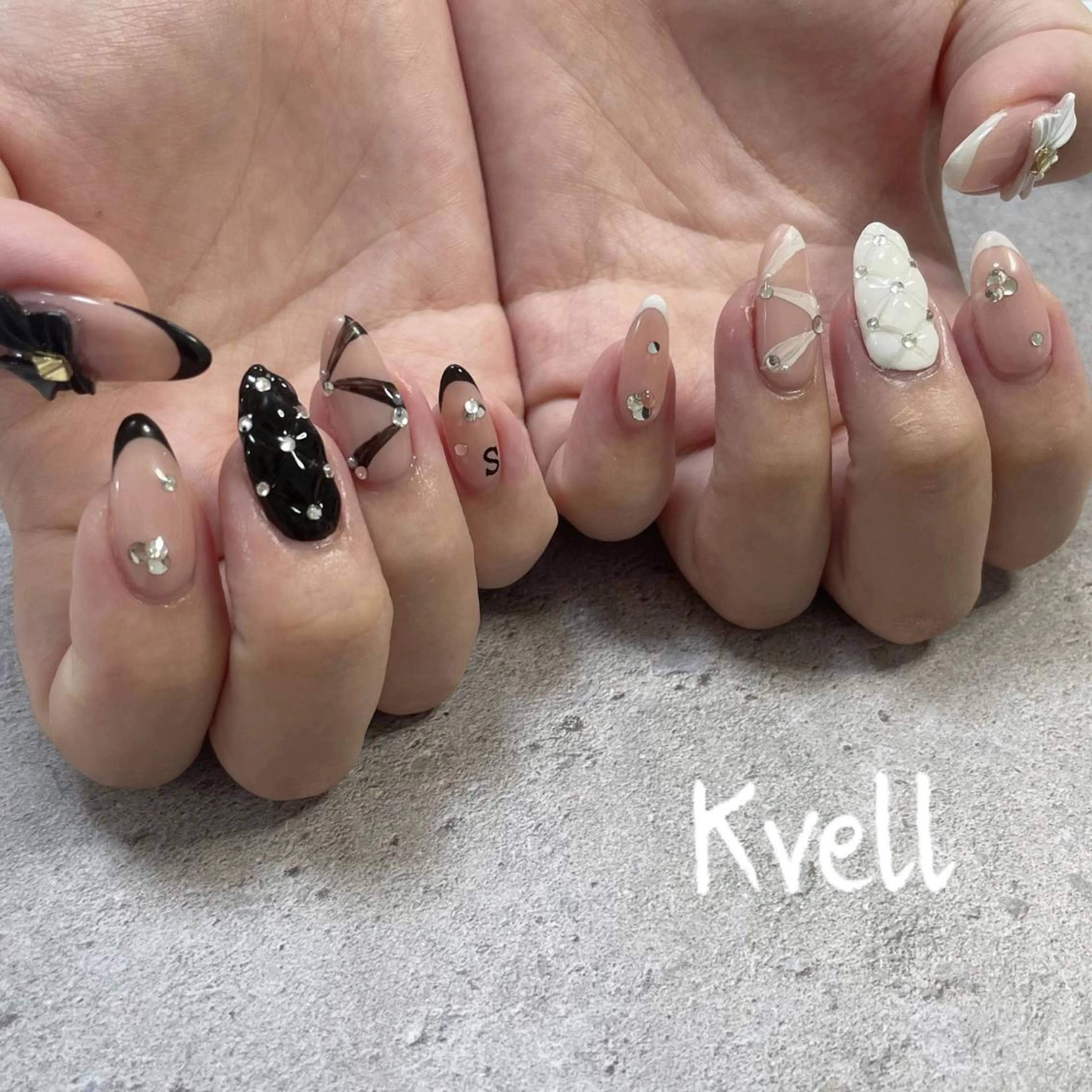 ネイル フレンチネイル ハンドネイル nail salon  Kvell所属・nailsalon Kvellのネイルデザイン