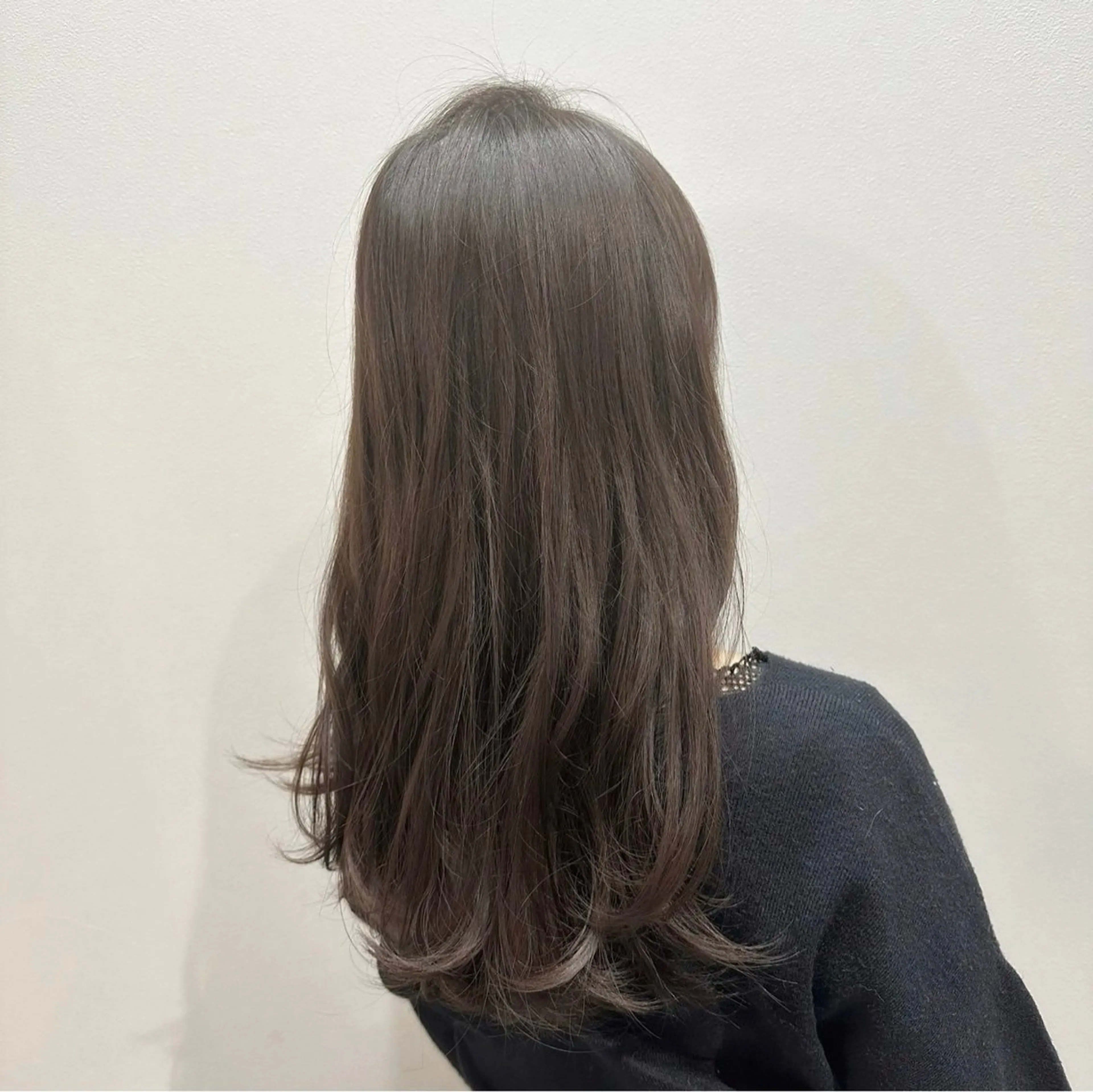 ロング カラー ヘアアレンジ claire e m a所属・酒井 裕太郎のヘアスタイル